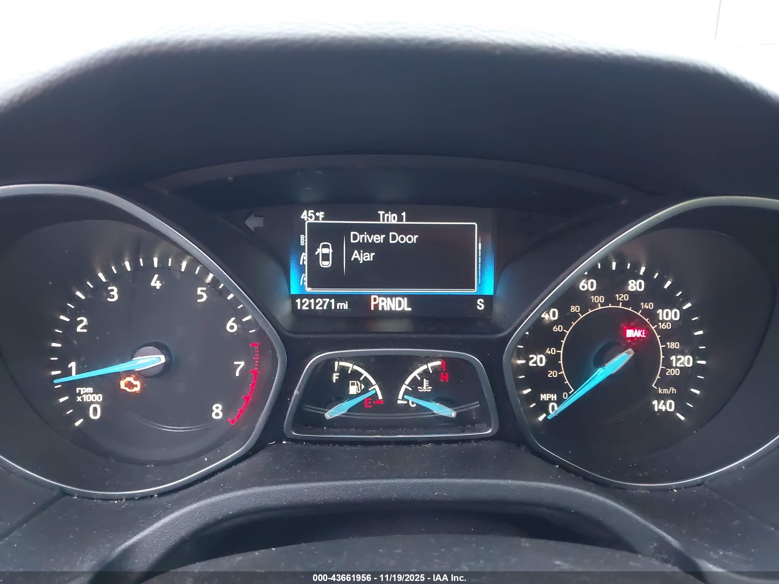 FORD FOCUS image 7