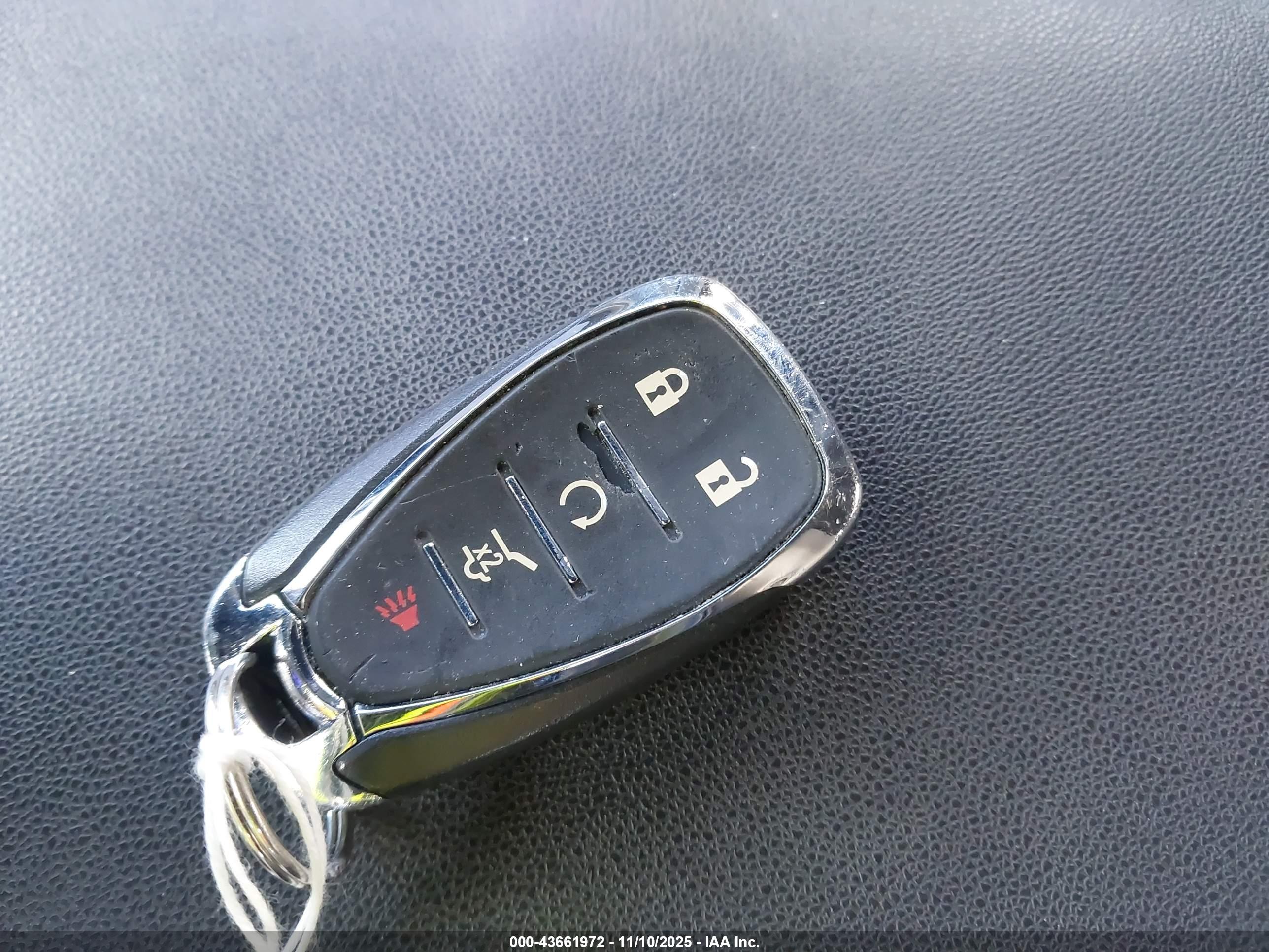 CHEVROLET EQUINOX image 11