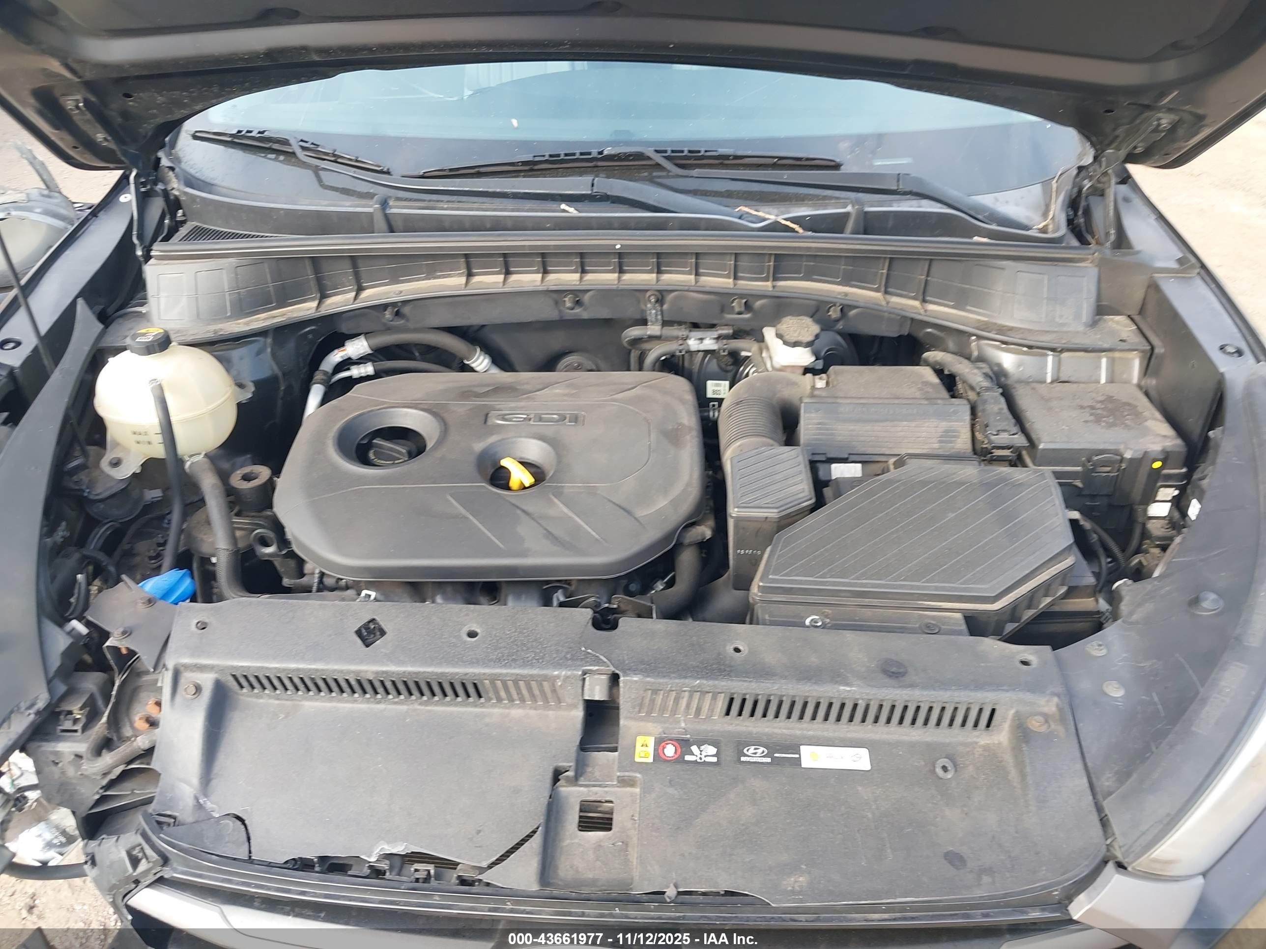 HYUNDAI TUCSON image 10