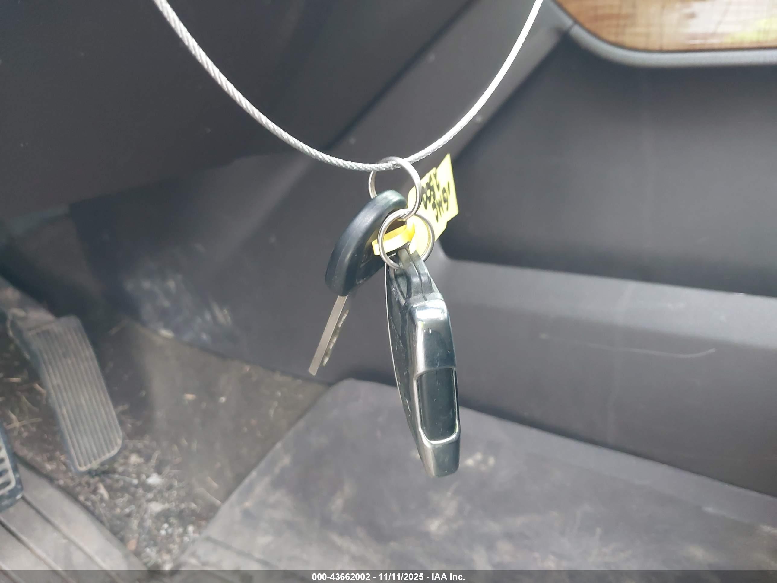 GMC SIERRA image 11