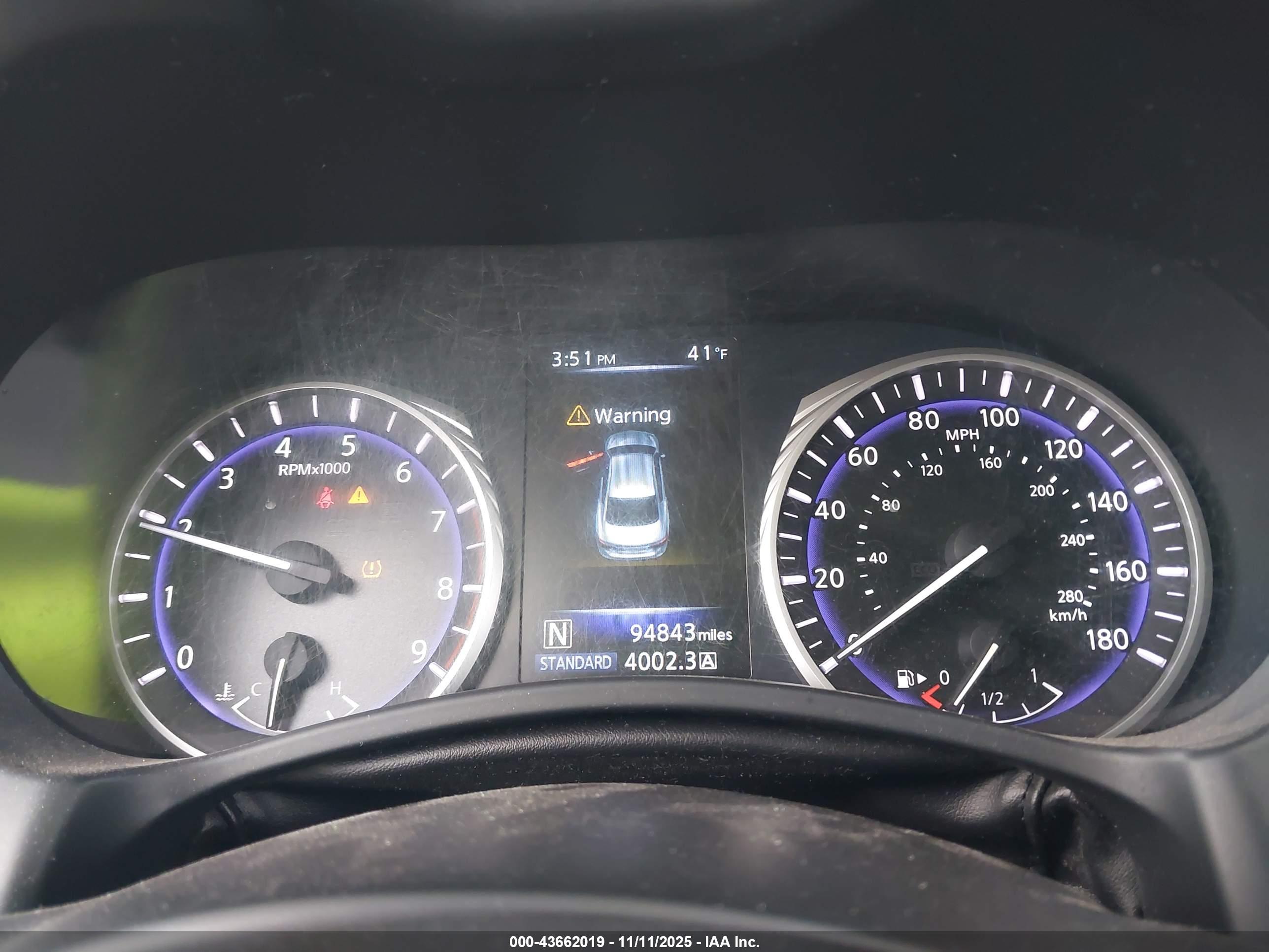 INFINITI Q50 image 7
