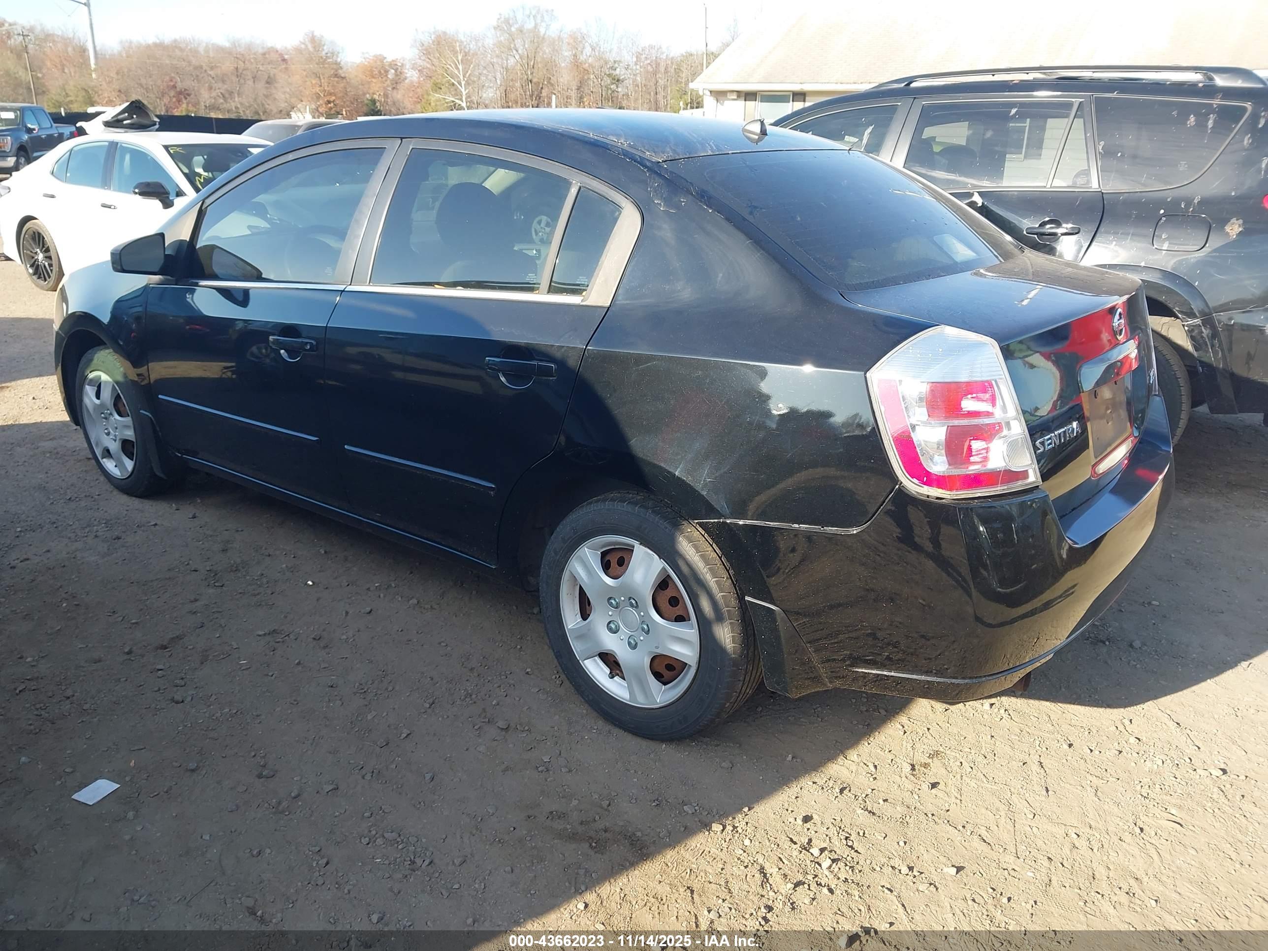 NISSAN SENTRA image 3