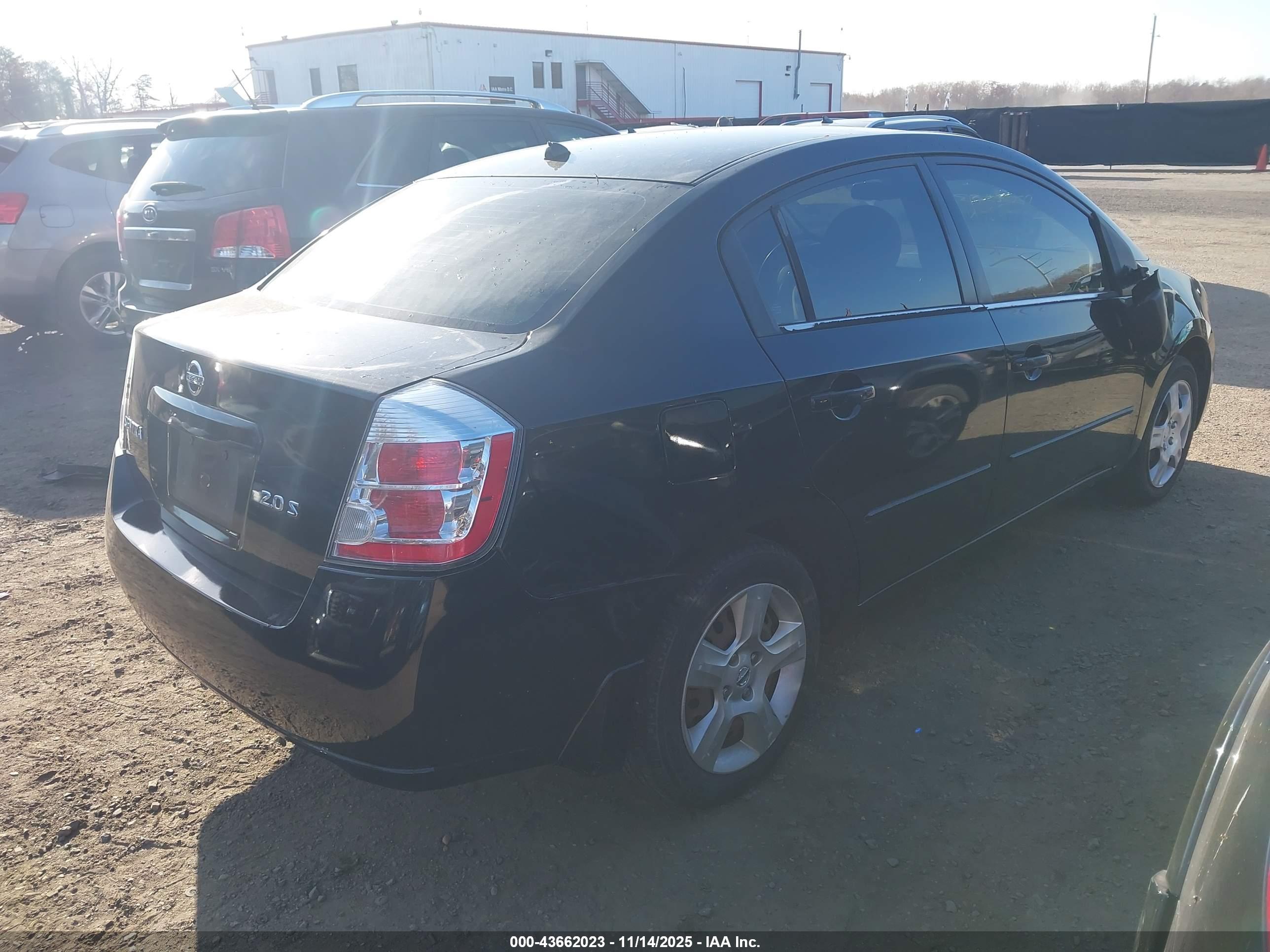 NISSAN SENTRA image 4