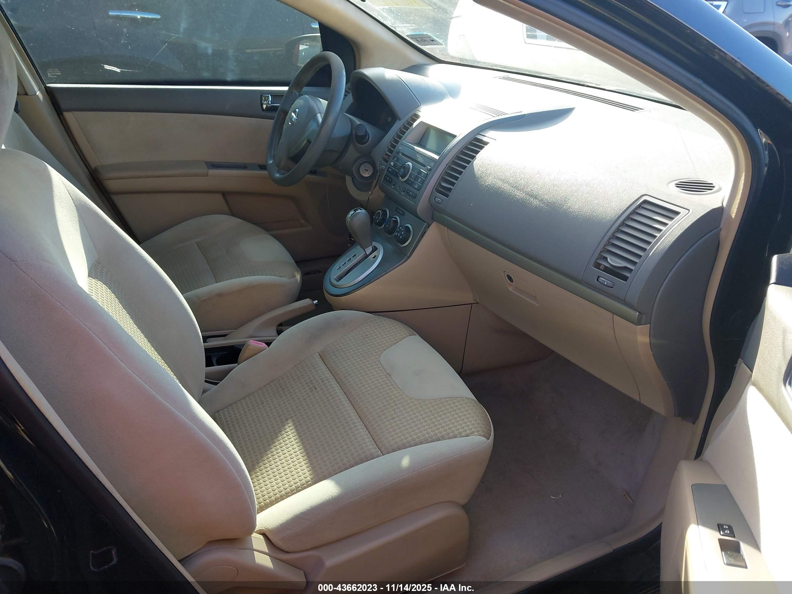 NISSAN SENTRA image 5