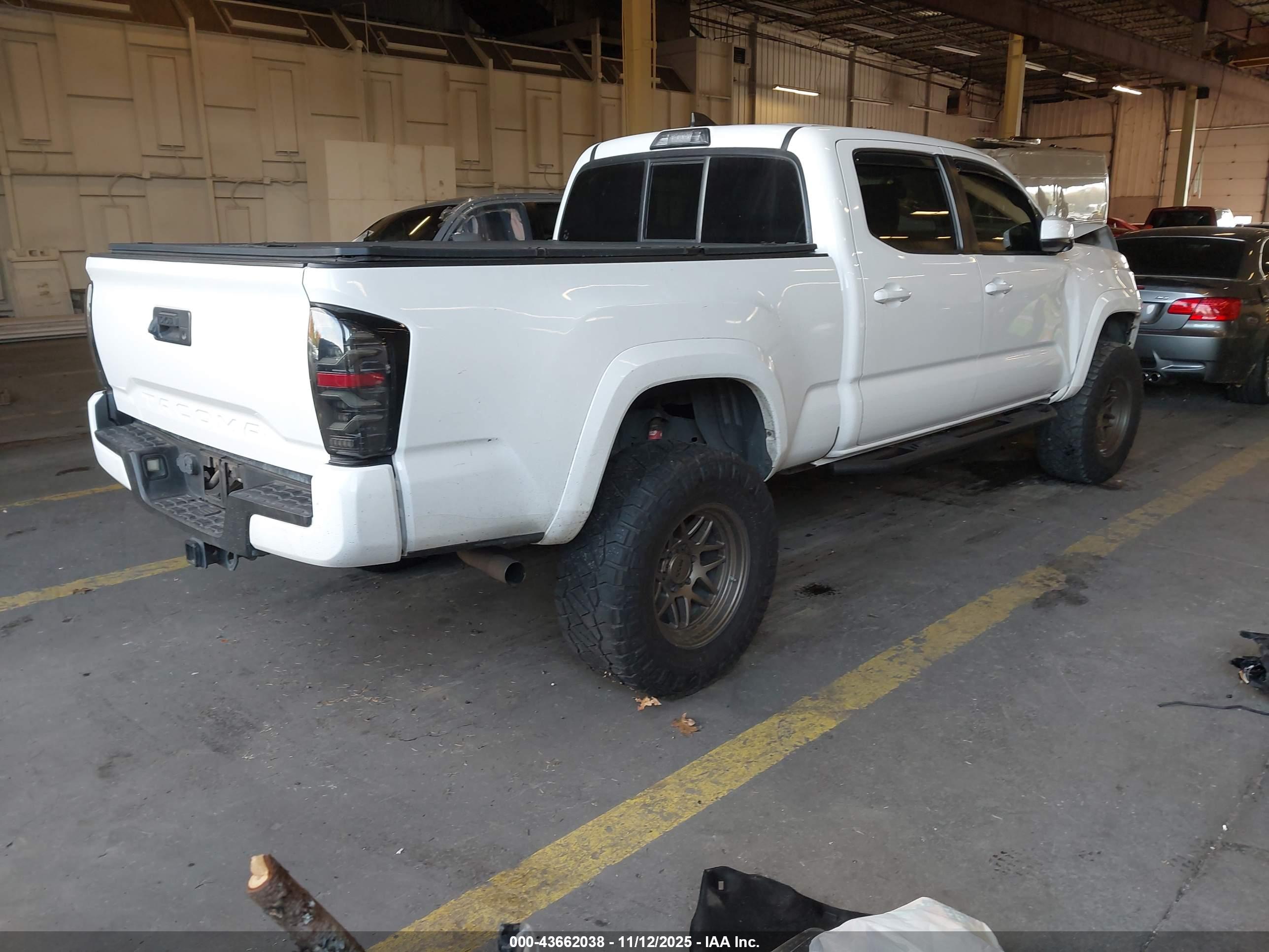 TOYOTA TACOMA image 4