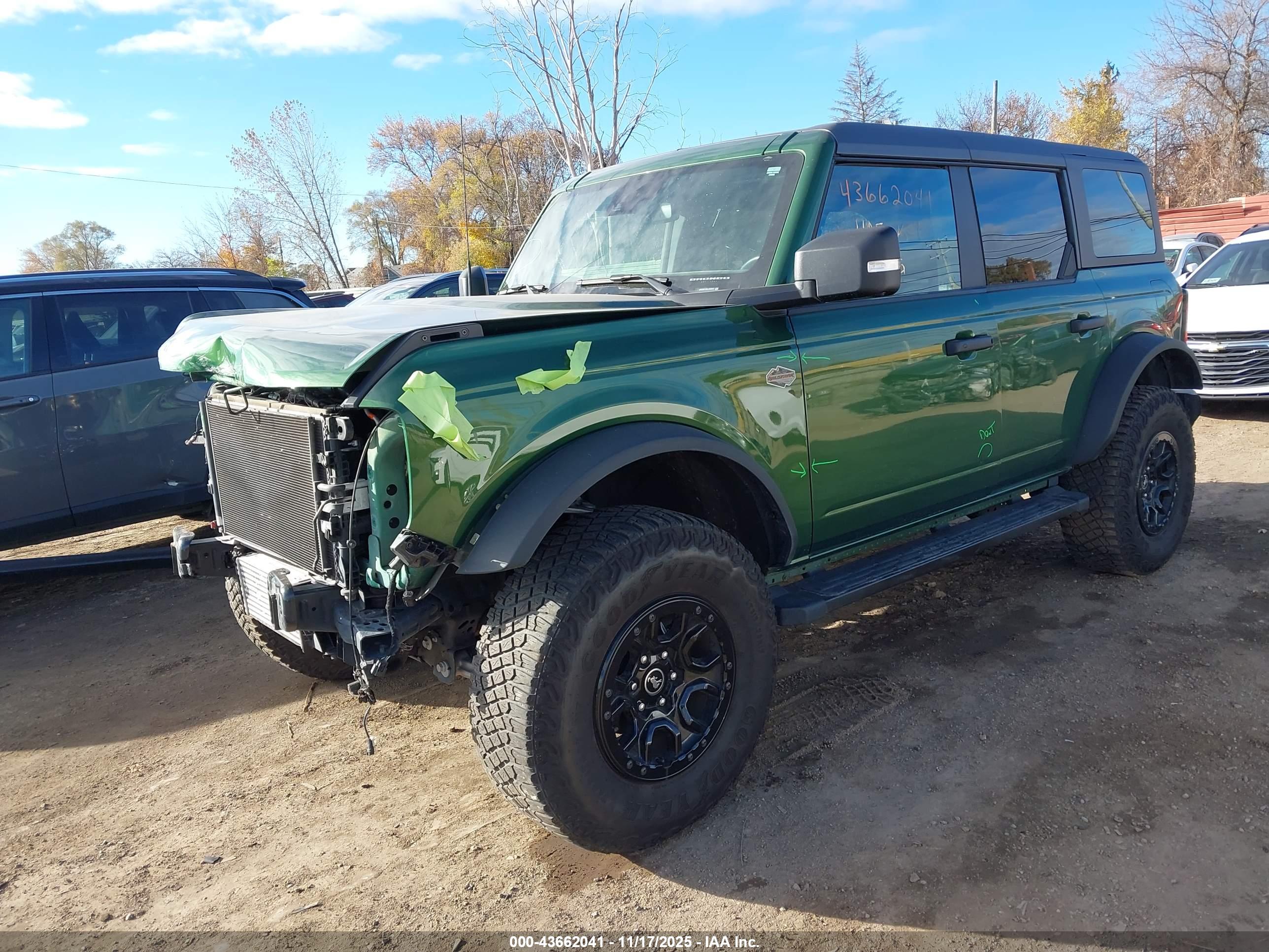 FORD BRONCO image 2