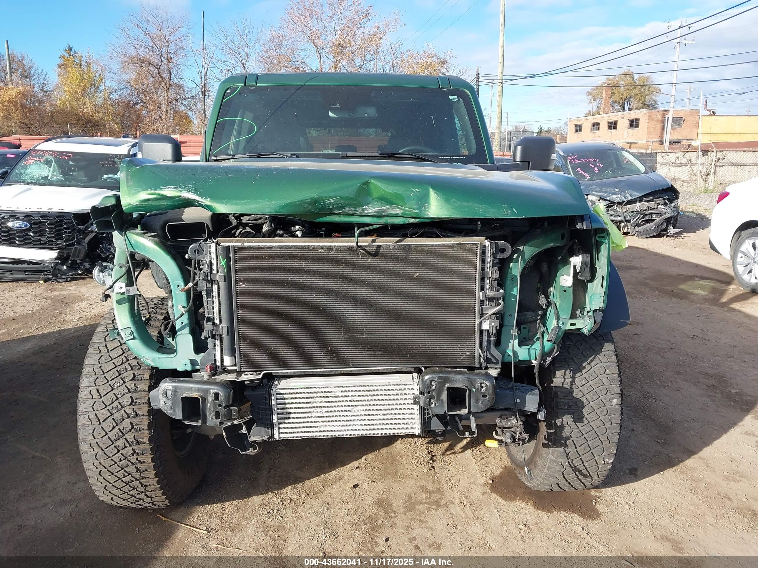 FORD BRONCO image 6