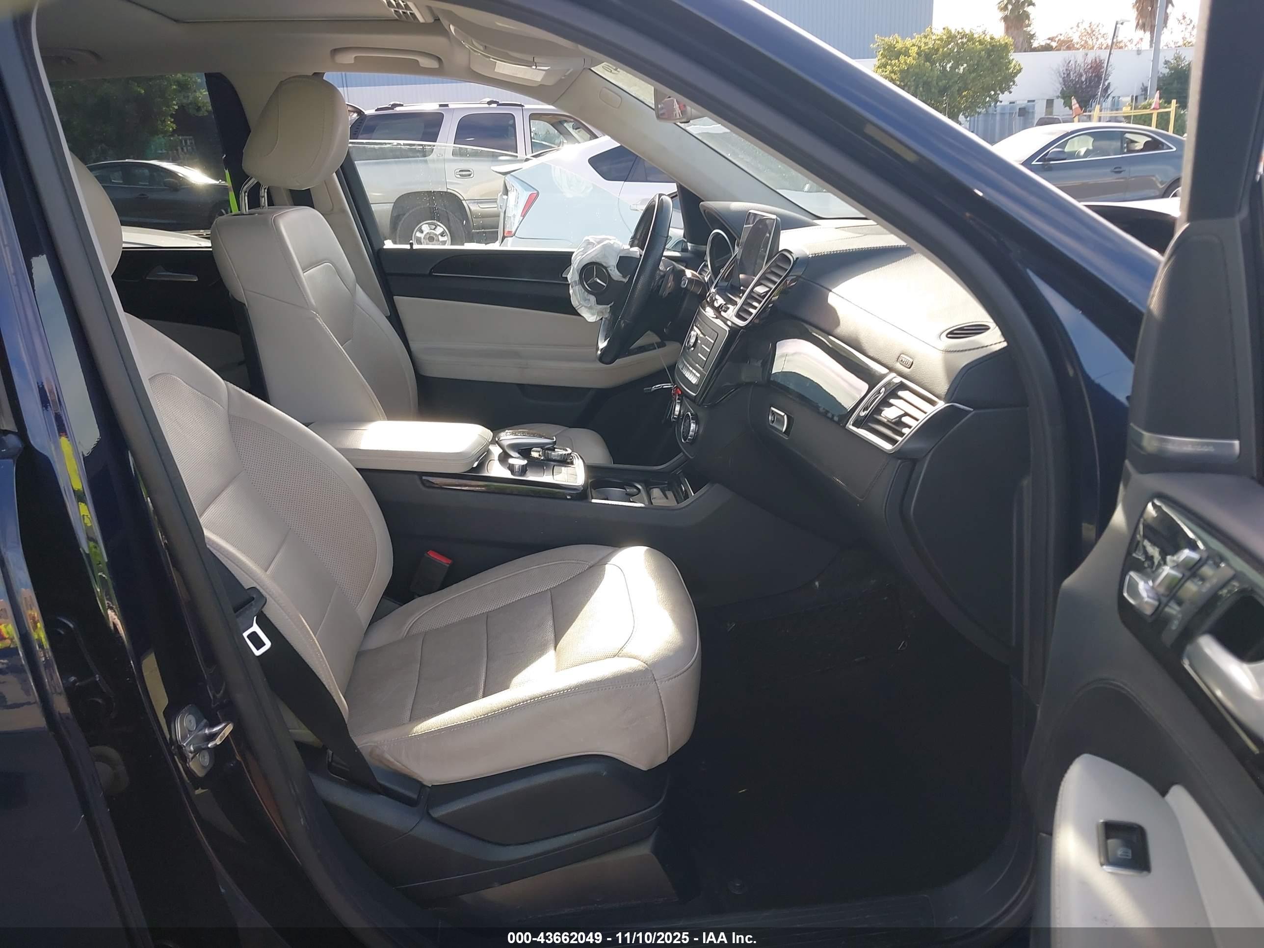 MERCEDES-BENZ GLE image 5