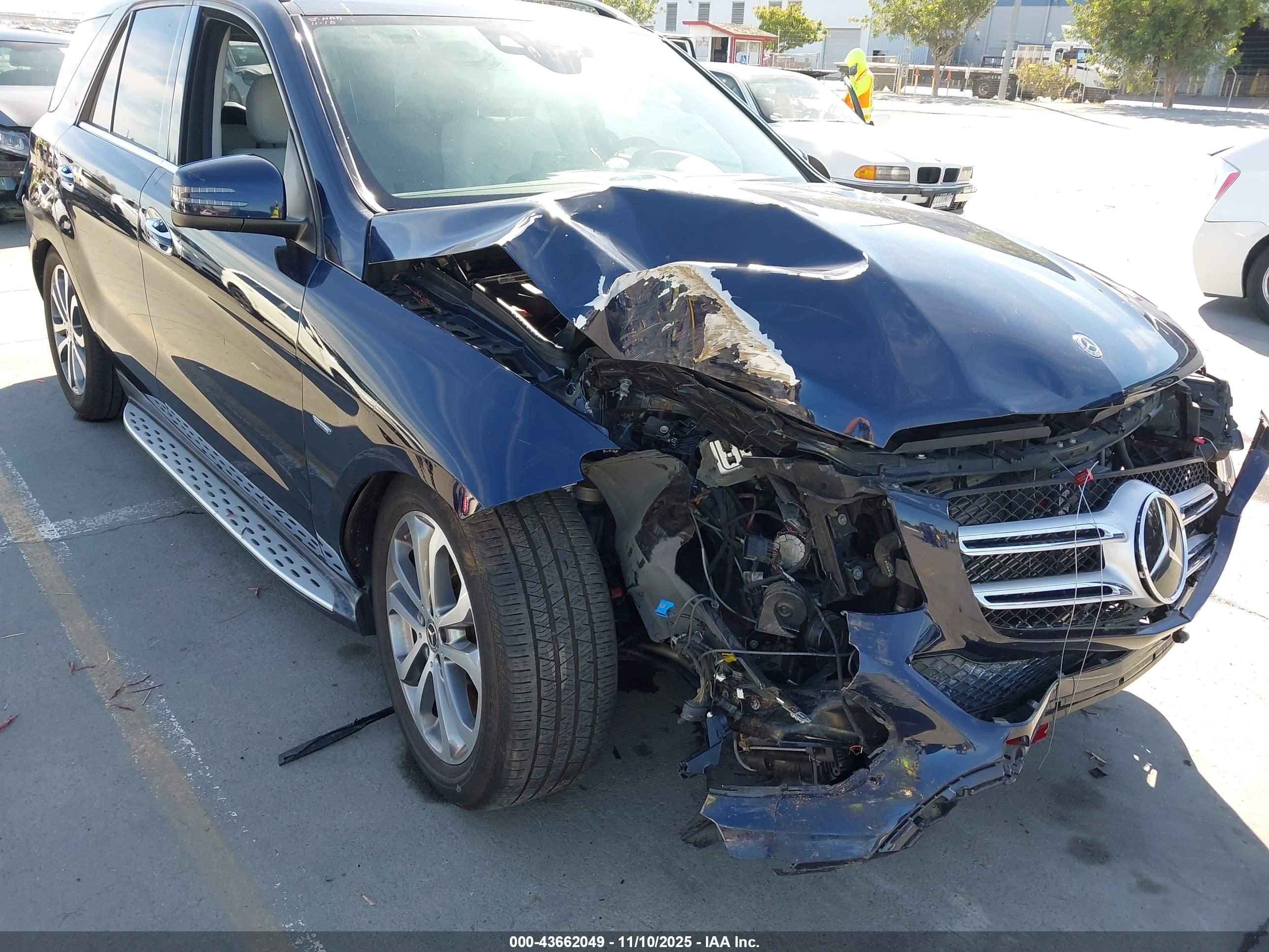 MERCEDES-BENZ GLE image 6