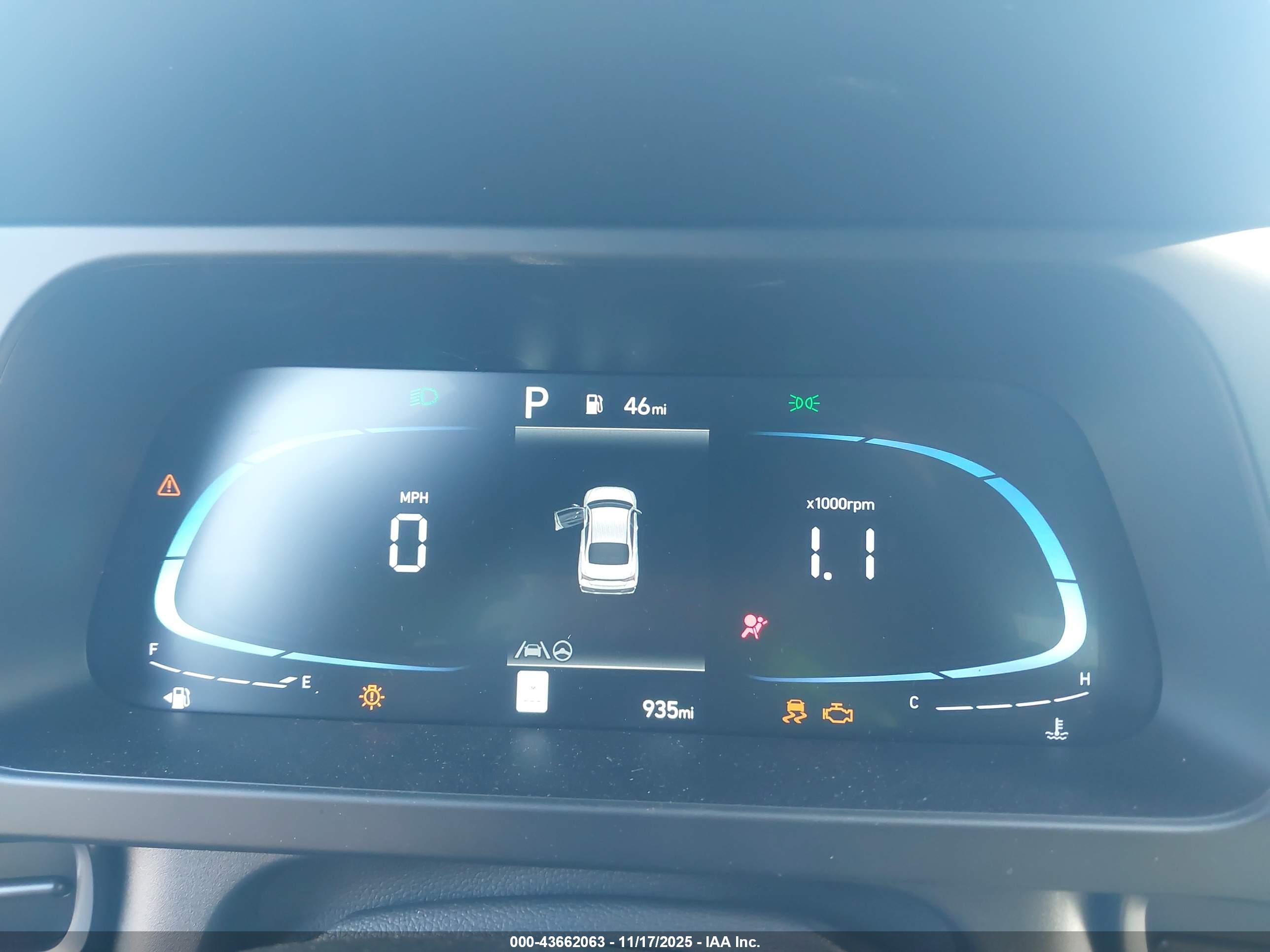 HYUNDAI ELANTRA image 7