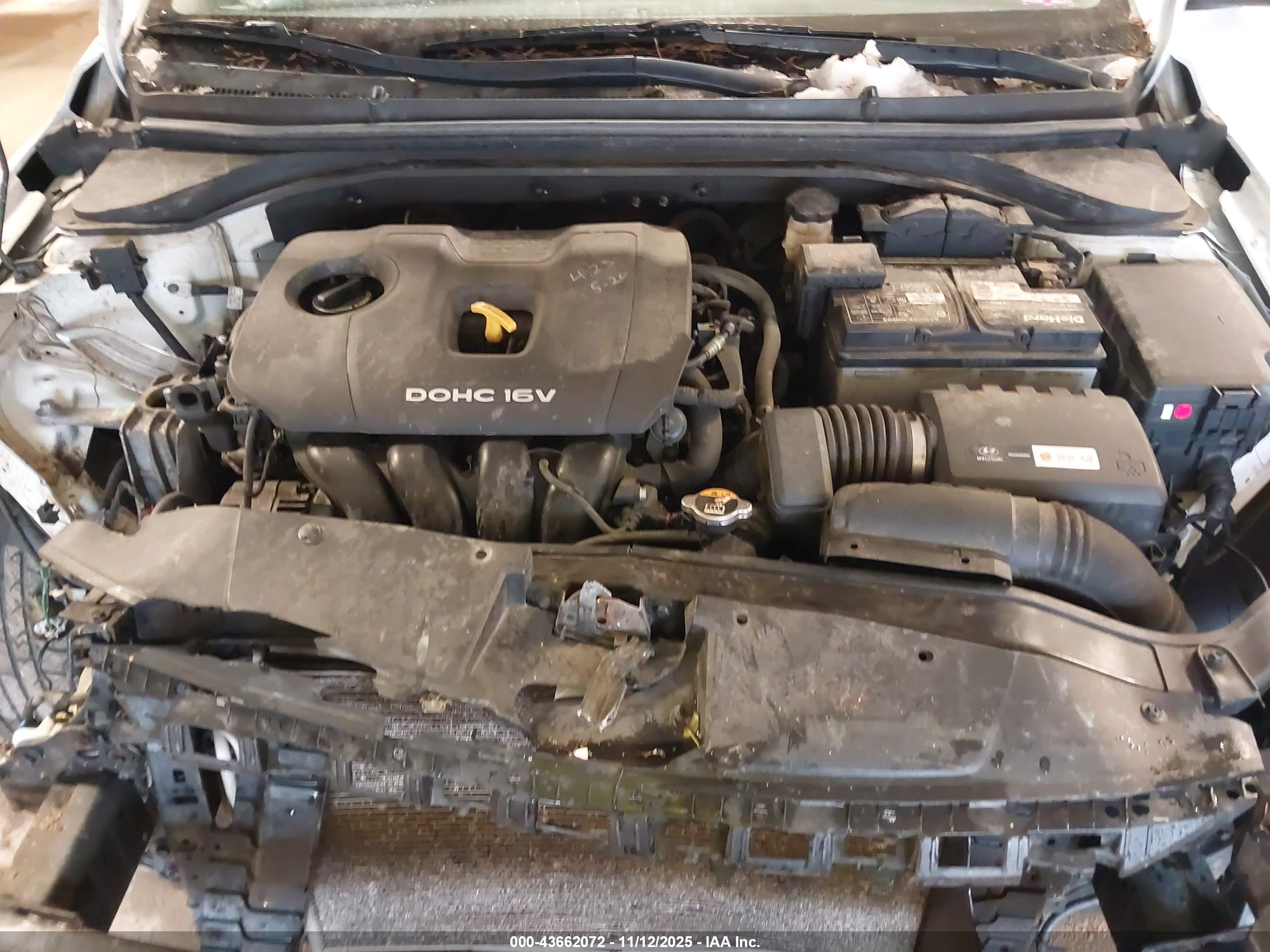 HYUNDAI ELANTRA image 10