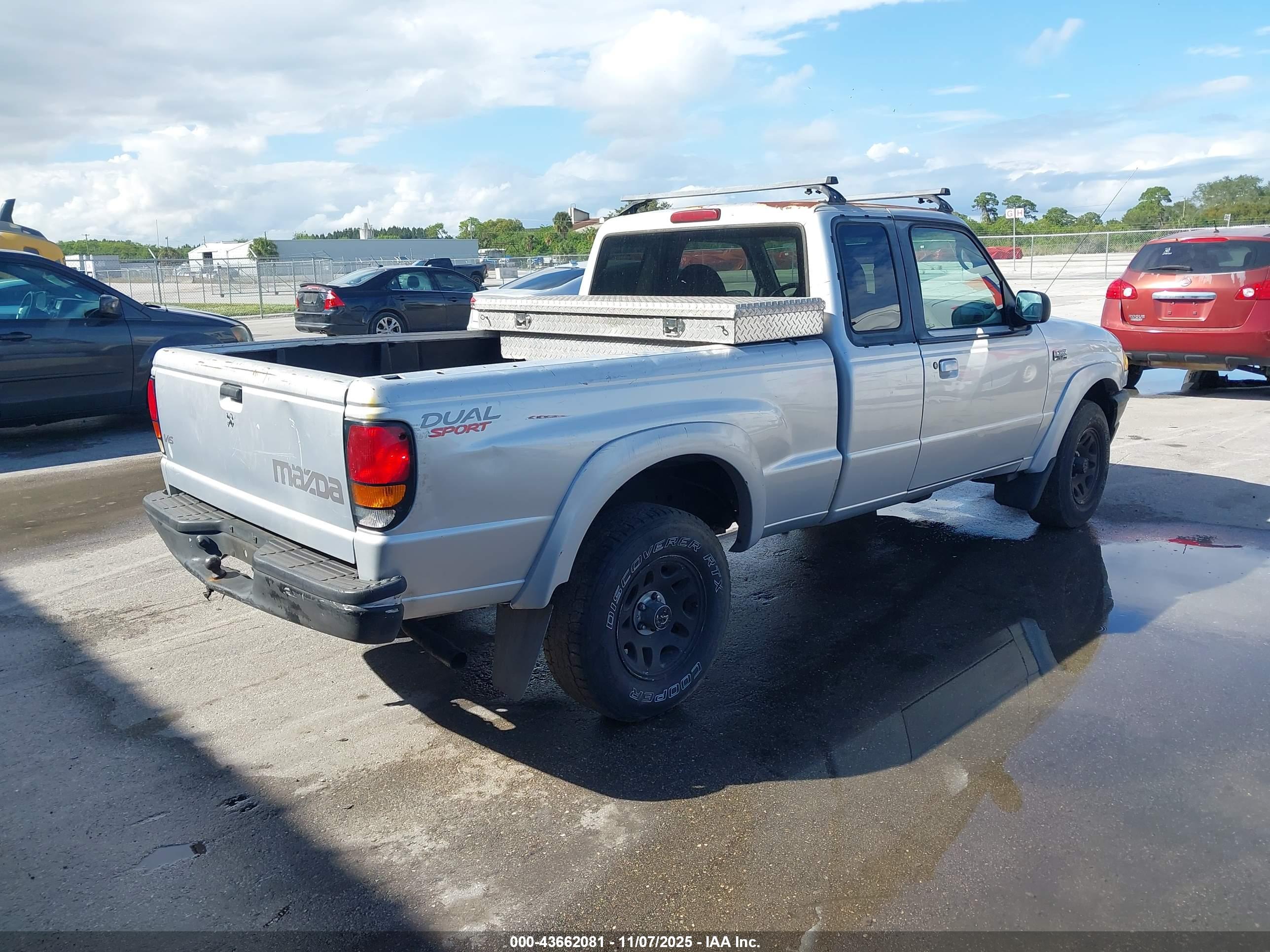 MAZDA B3000 image 4