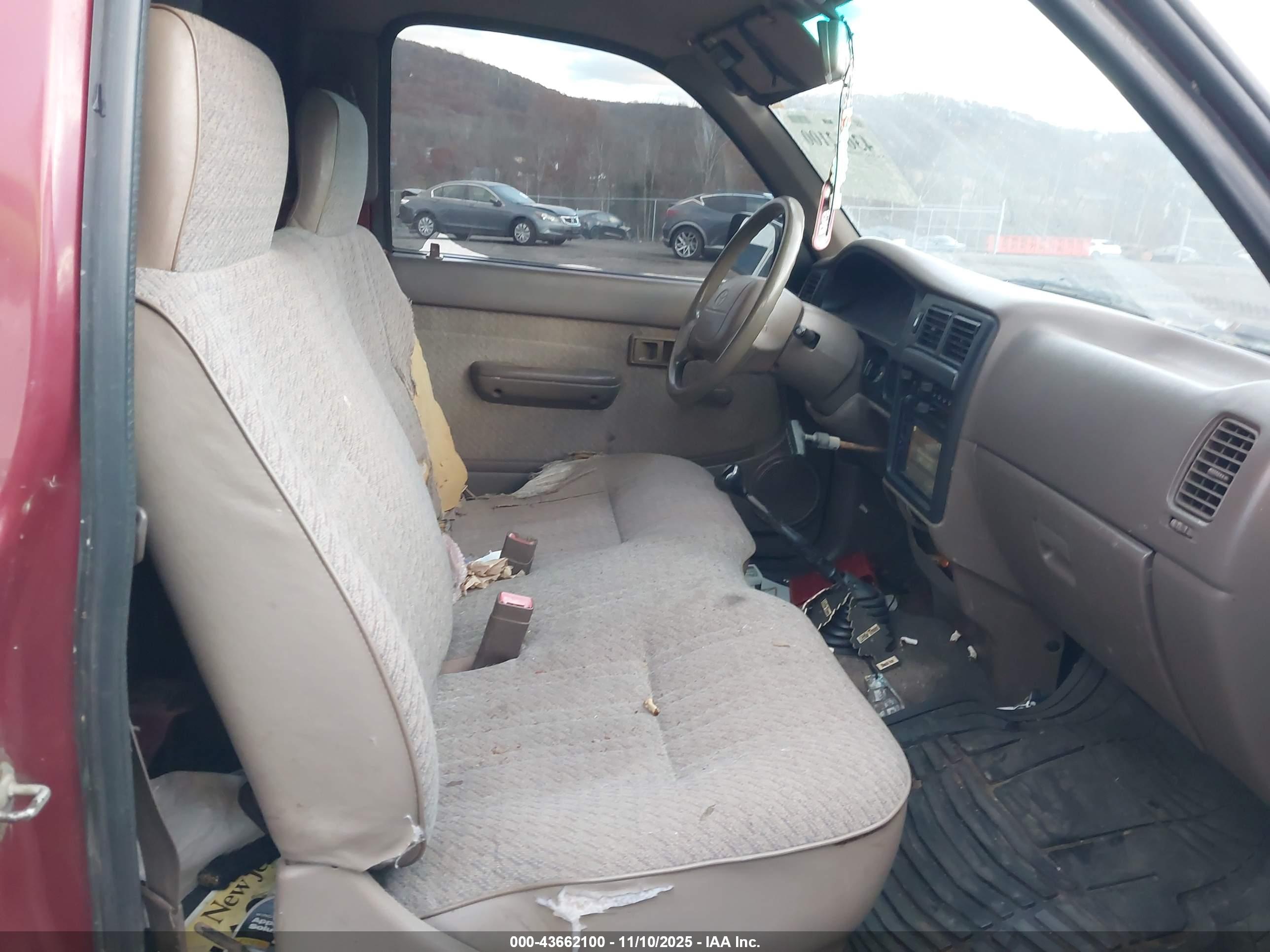 TOYOTA TACOMA image 5