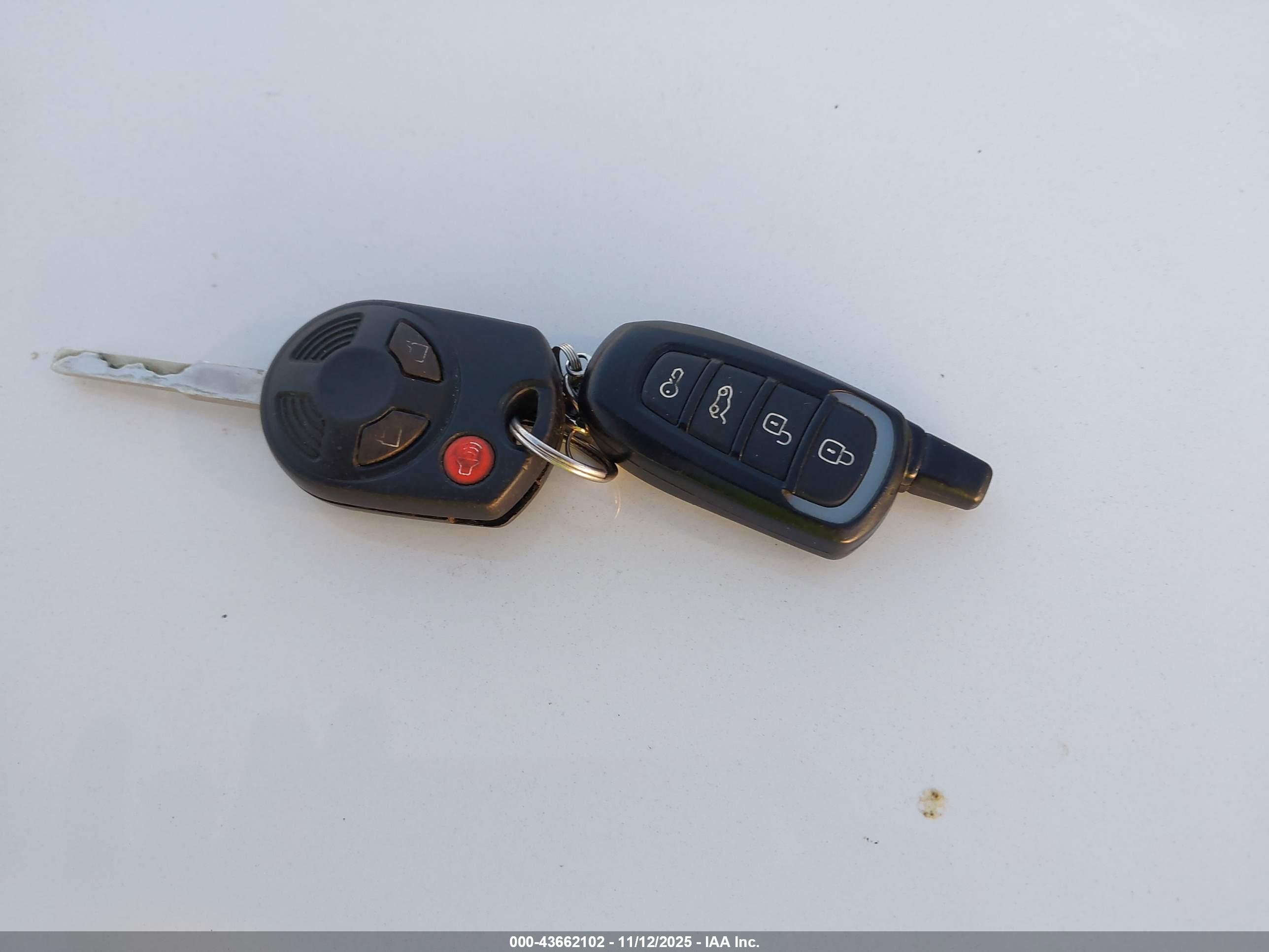FORD ESCAPE image 11