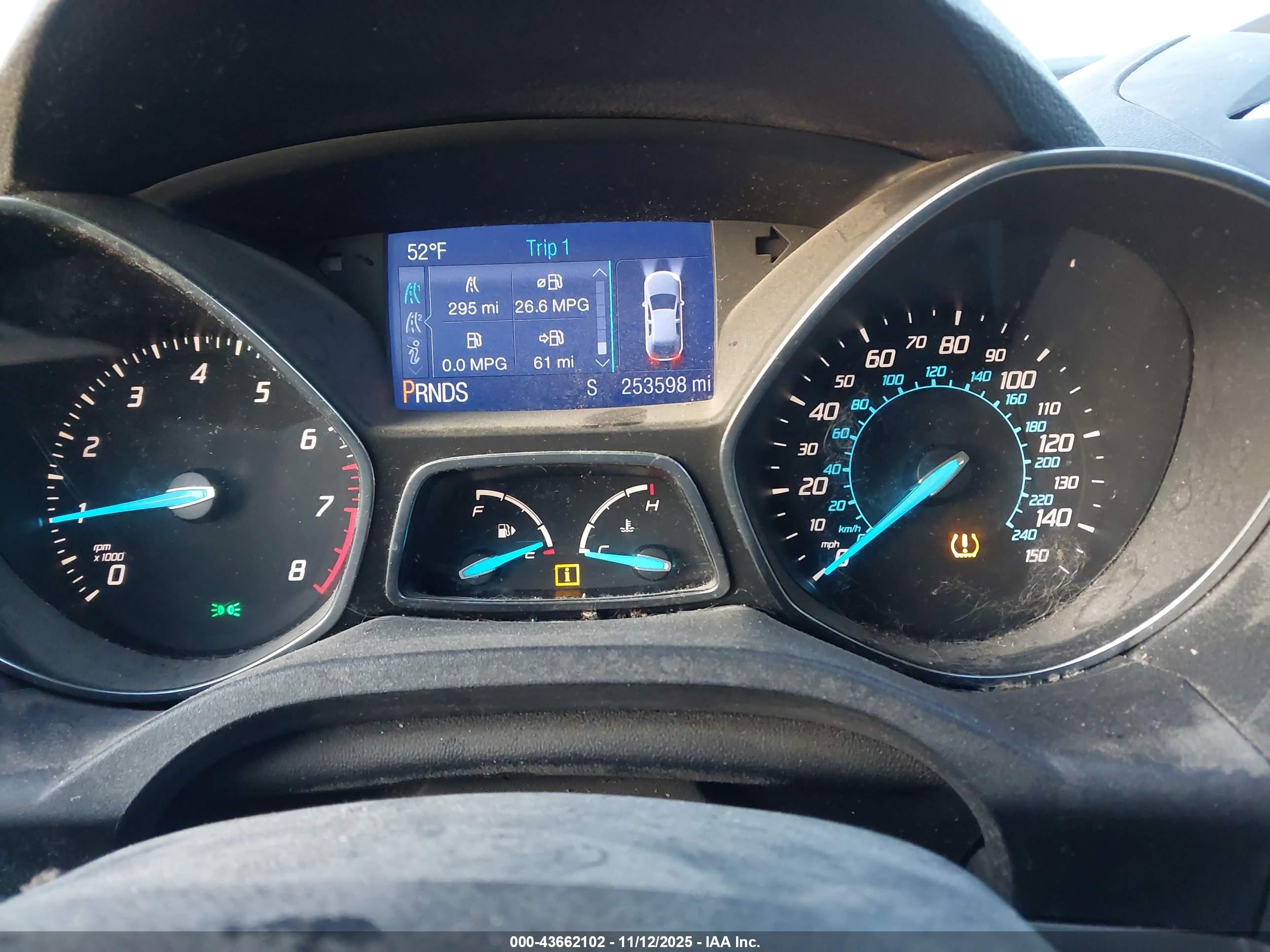 FORD ESCAPE image 7