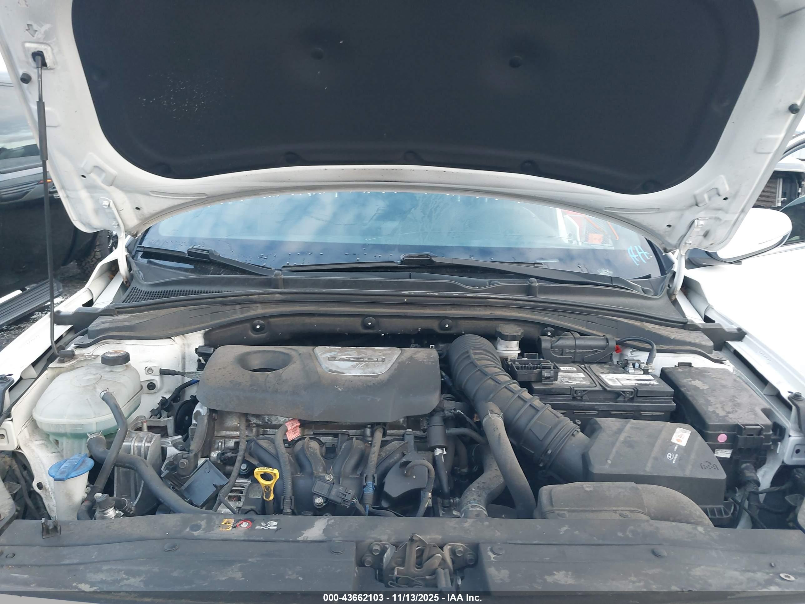 HYUNDAI ELANTRA image 10