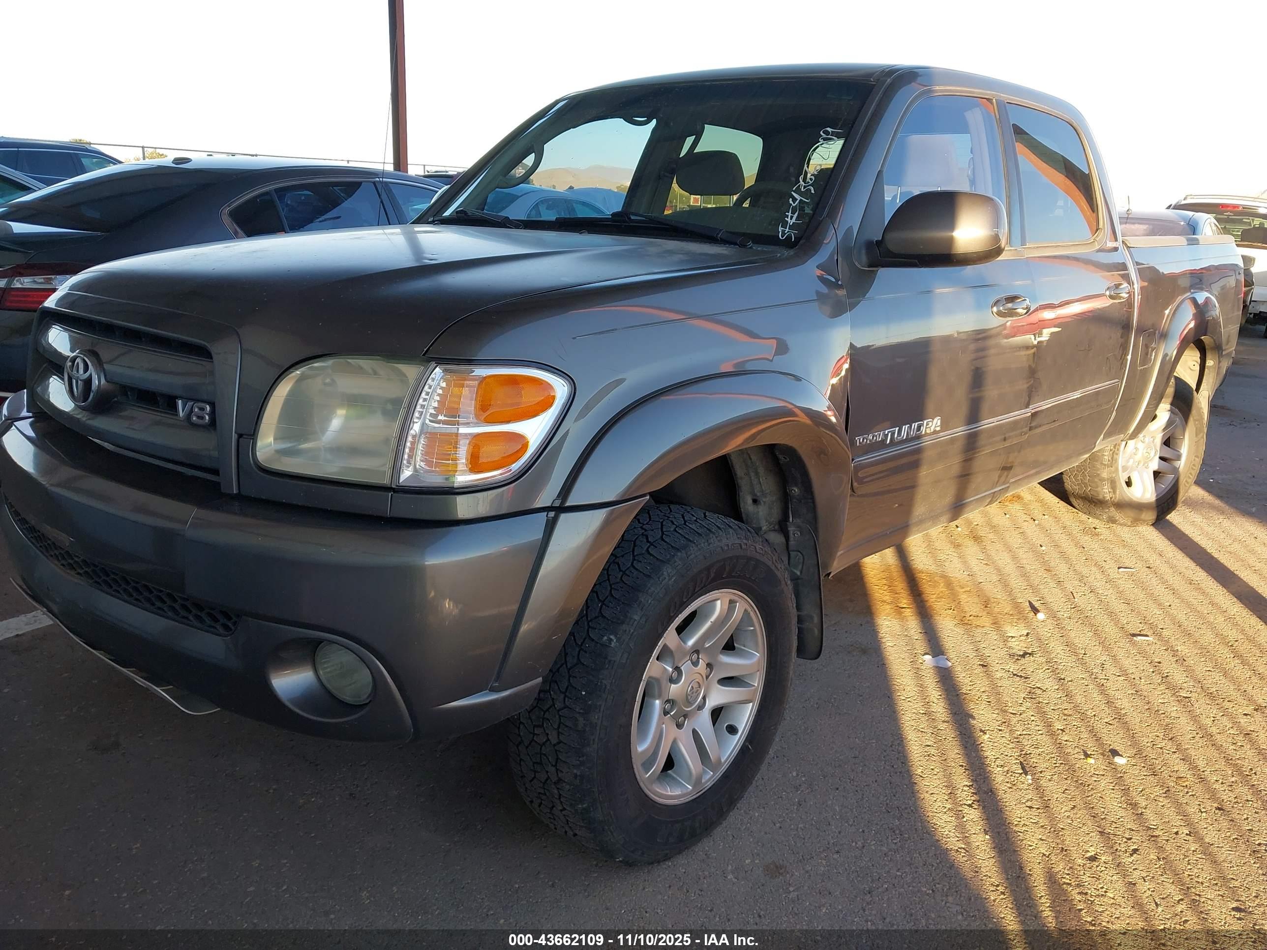 TOYOTA TUNDRA image 2