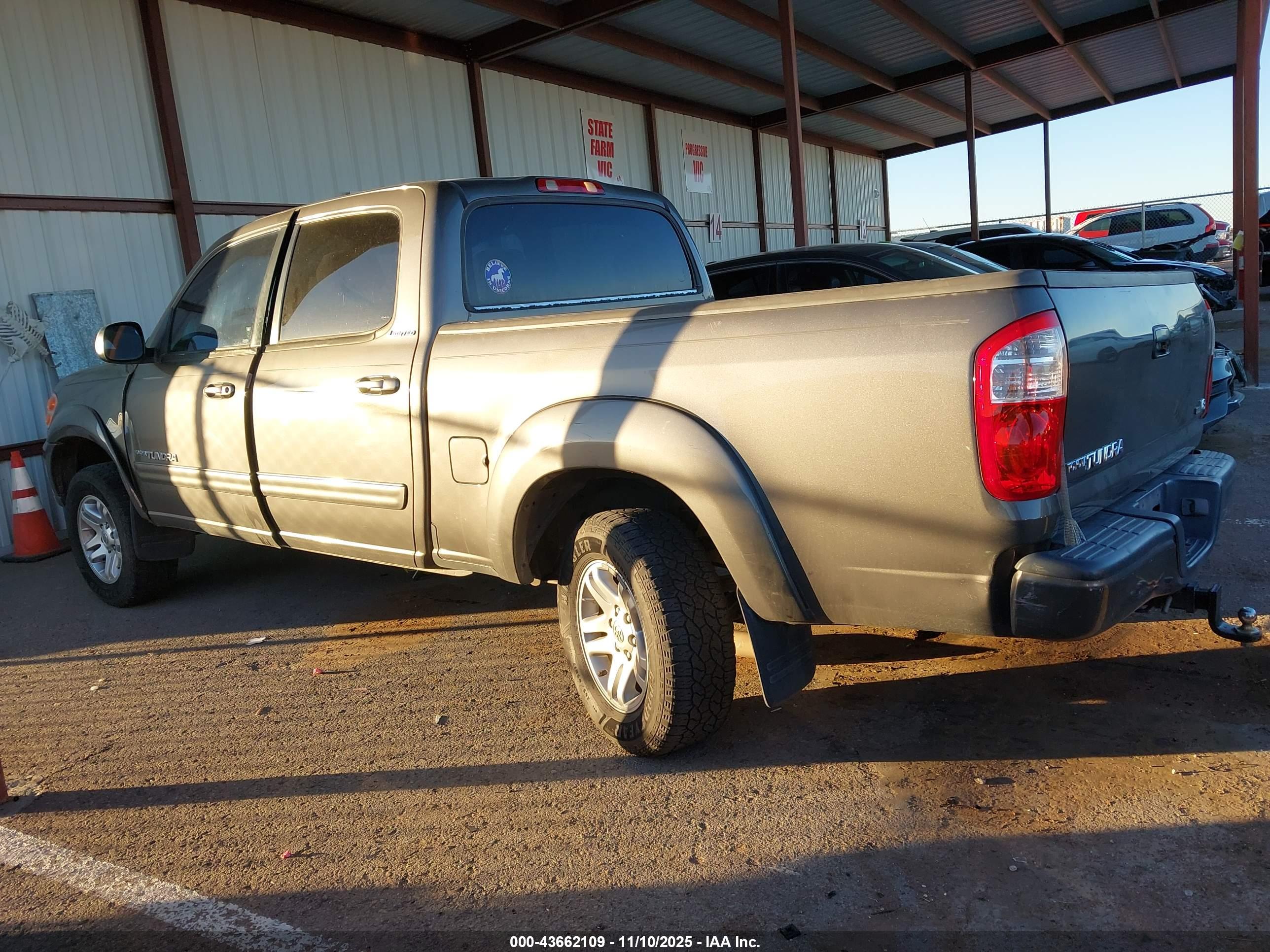 TOYOTA TUNDRA image 3