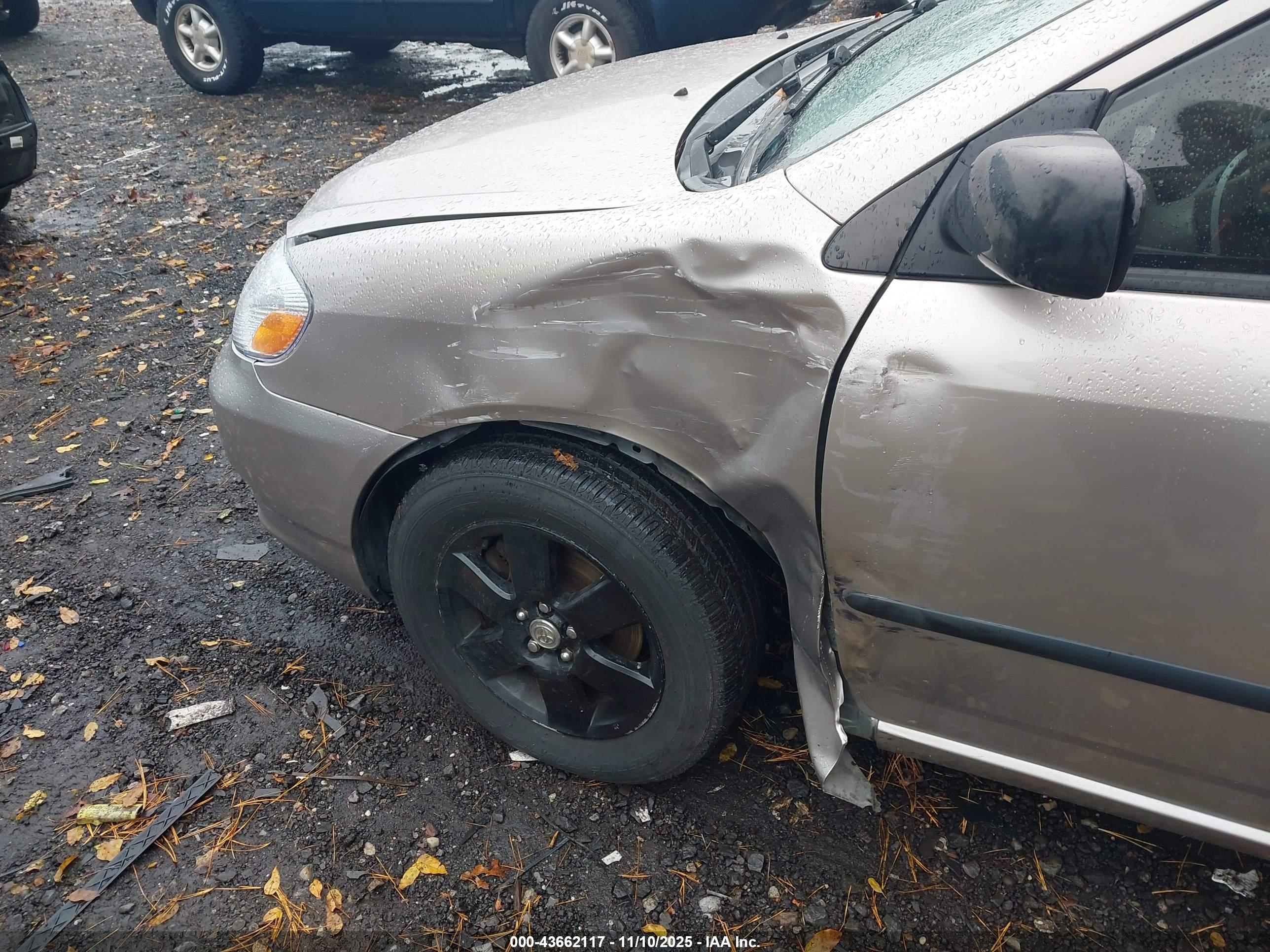 TOYOTA COROLLA image 6