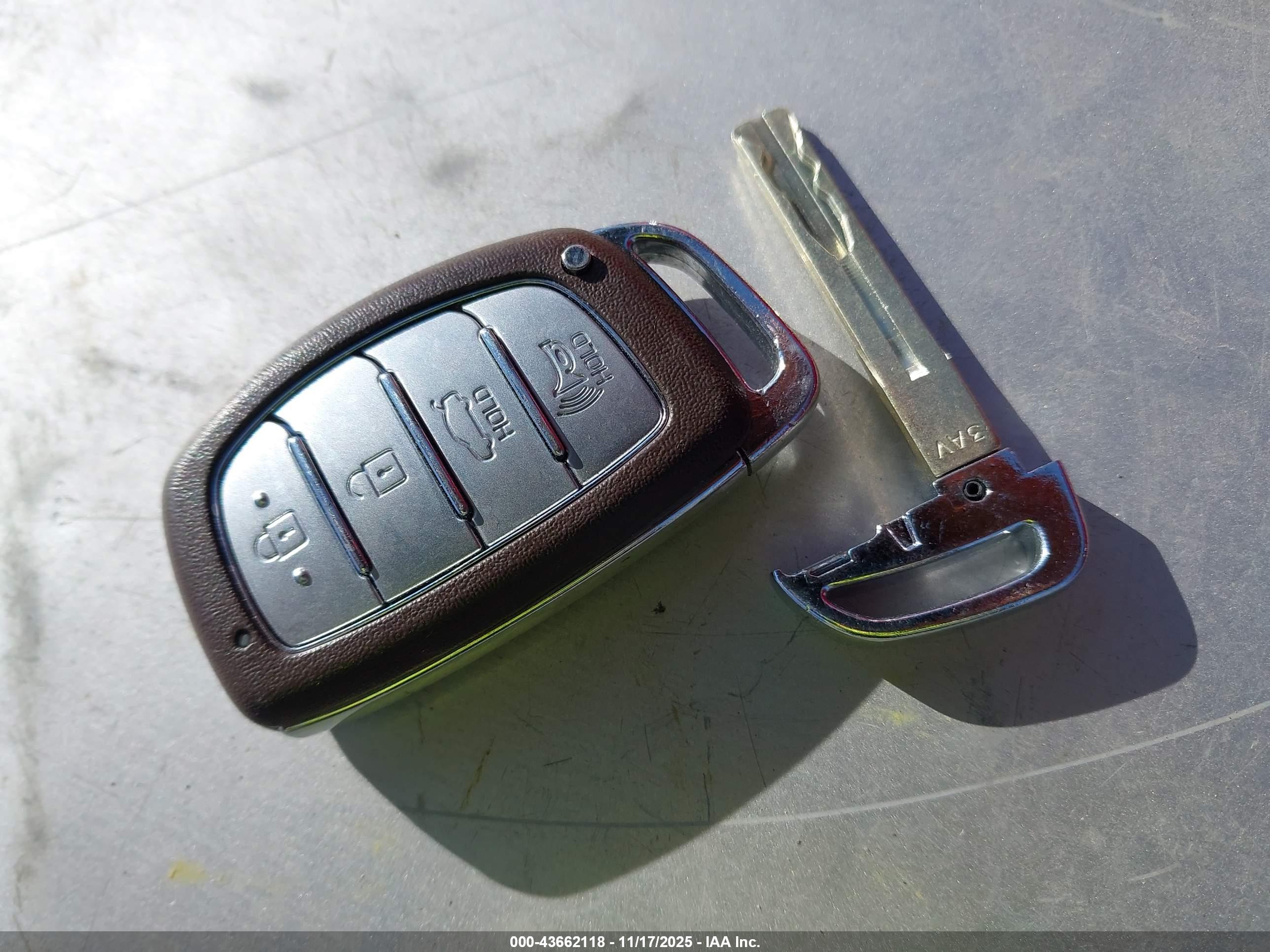 HYUNDAI SONATA image 11