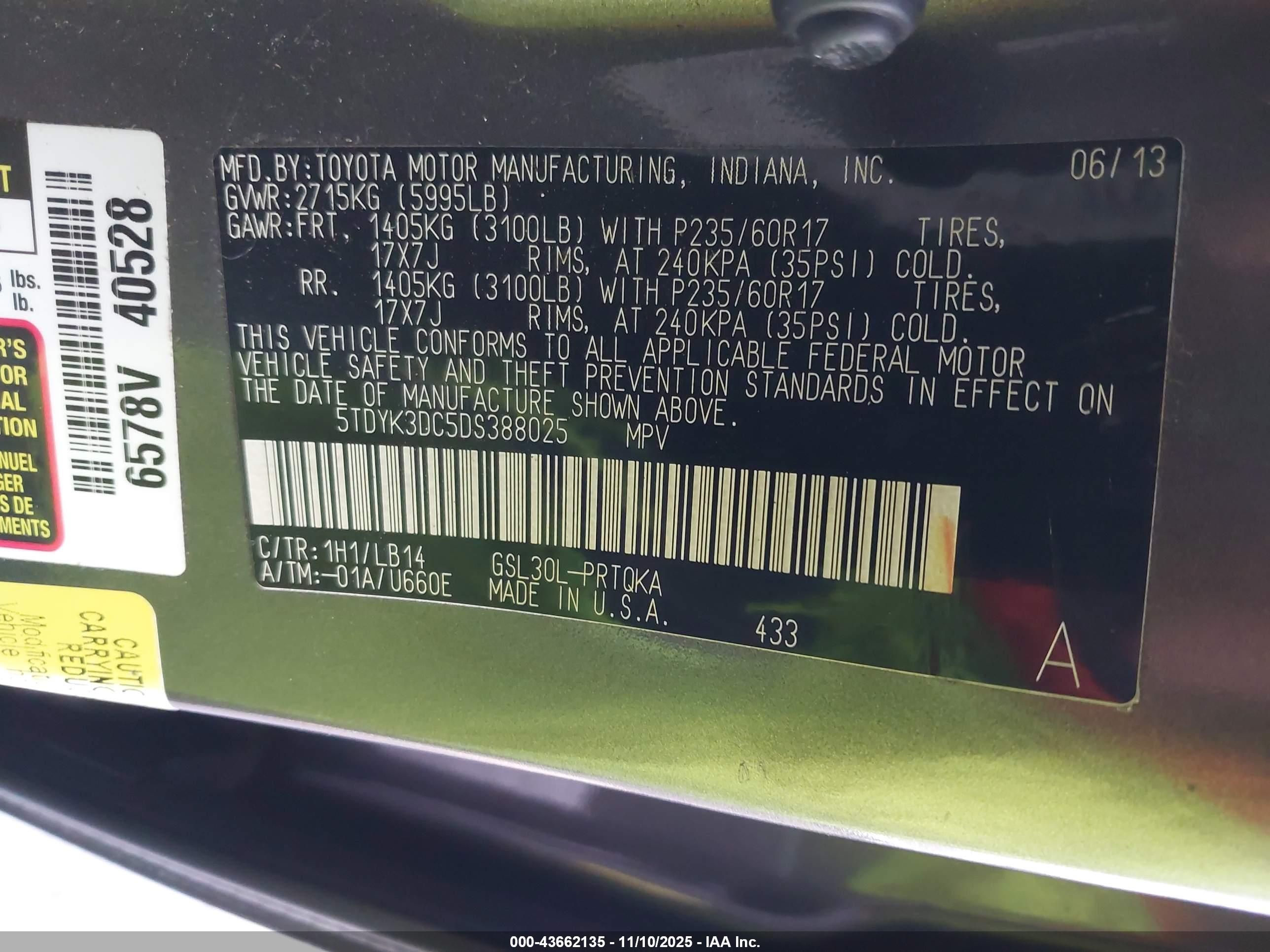 TOYOTA SIENNA image 9
