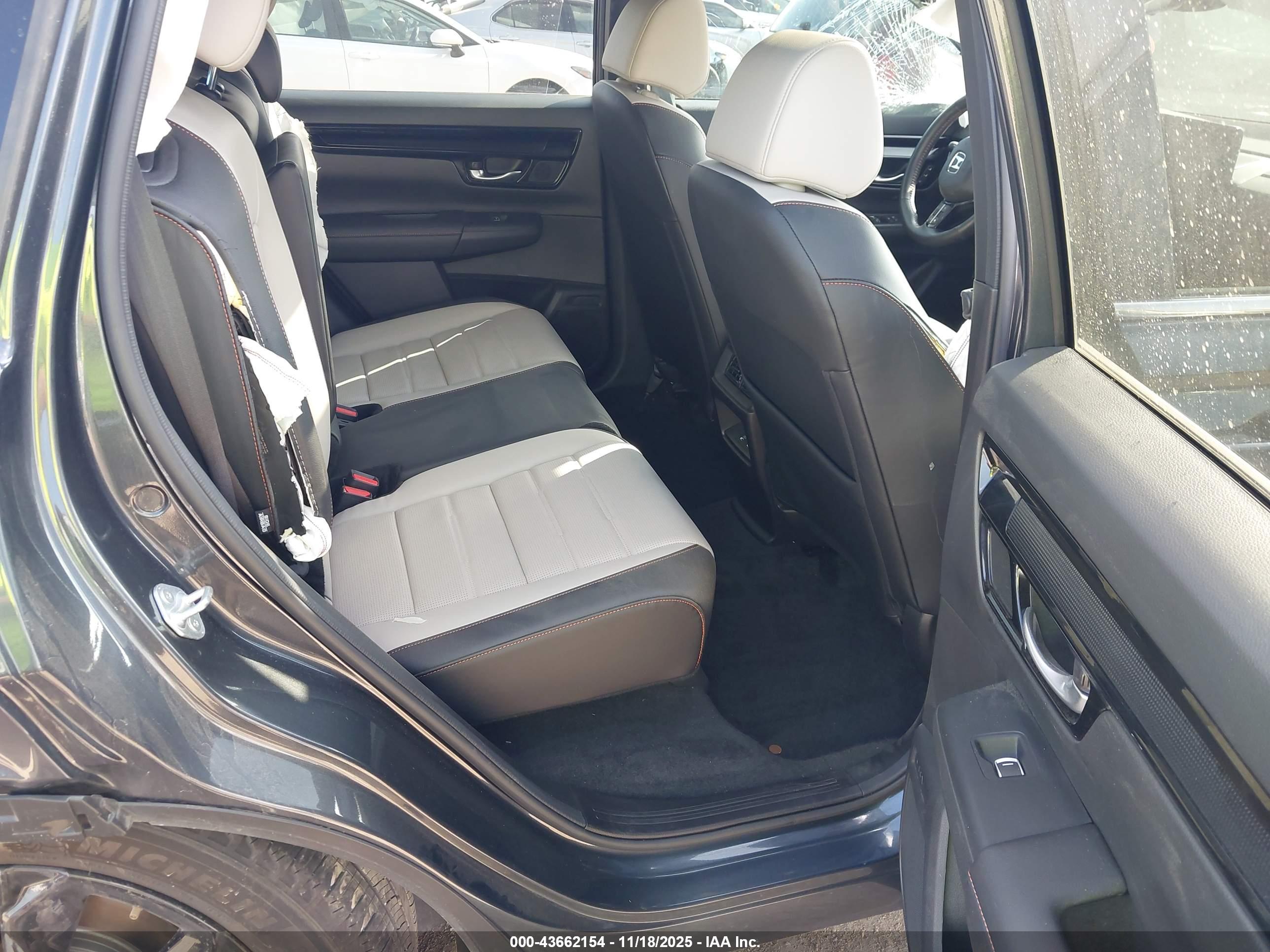 HONDA CR-V image 8