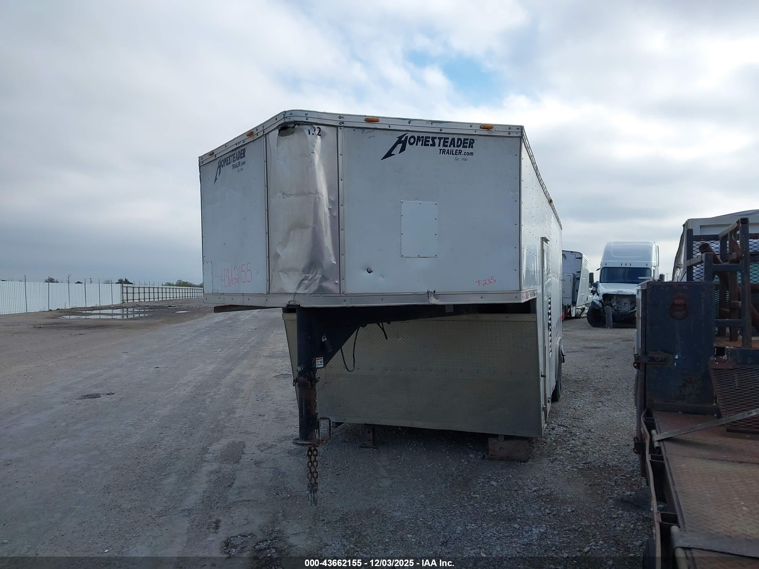HOMESTEADER TRAILER image 2