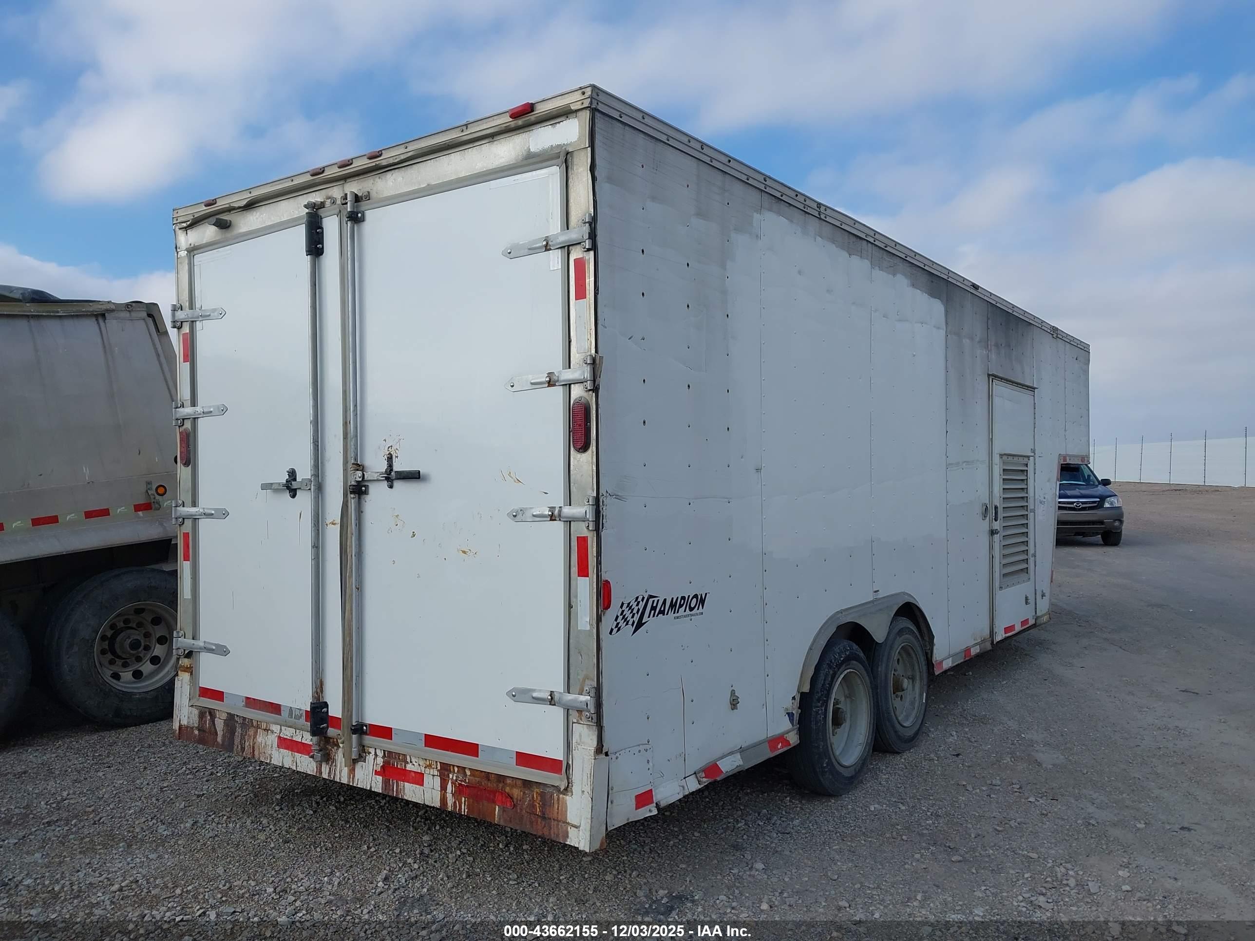 HOMESTEADER TRAILER image 4