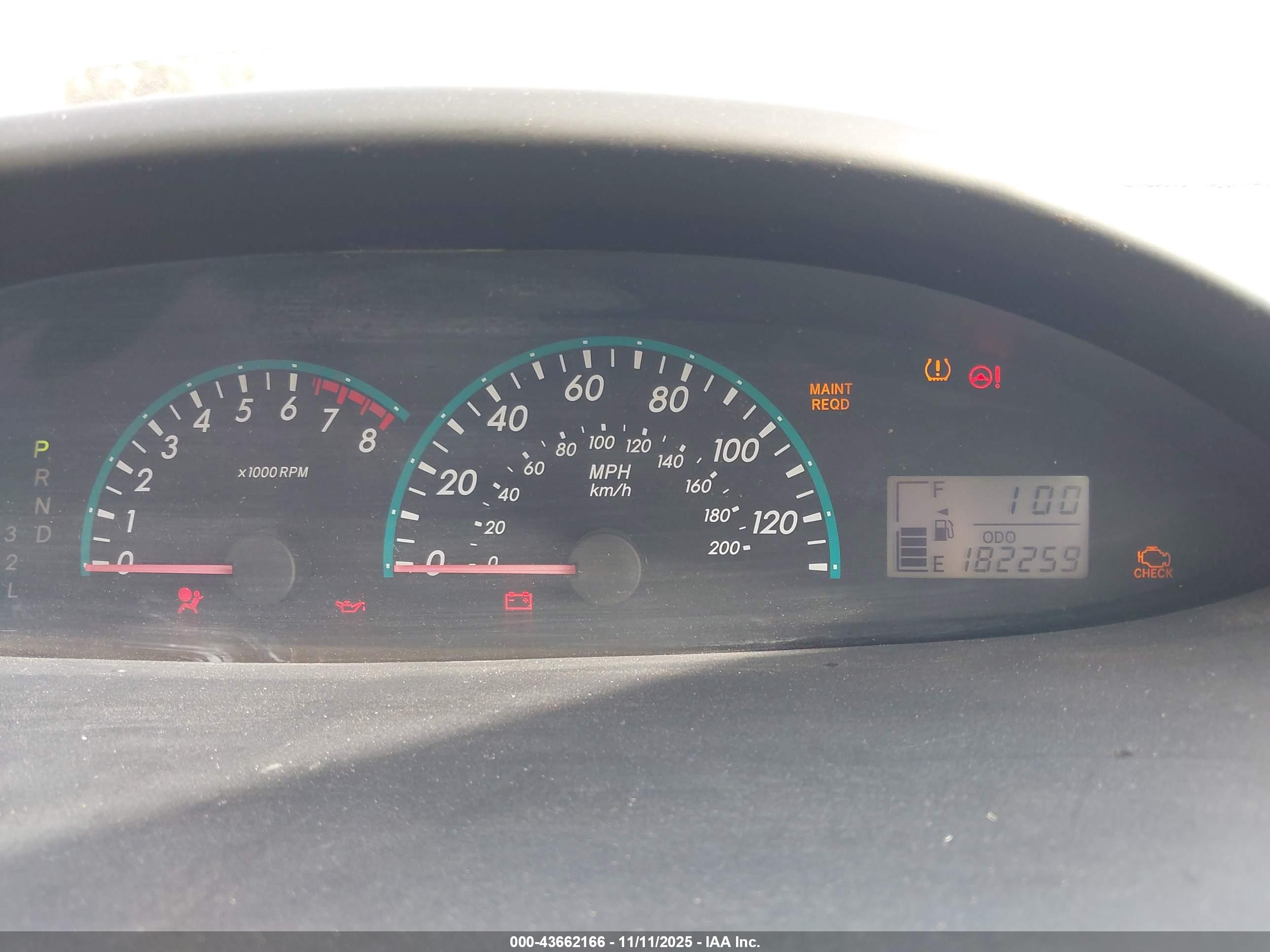 TOYOTA YARIS image 7