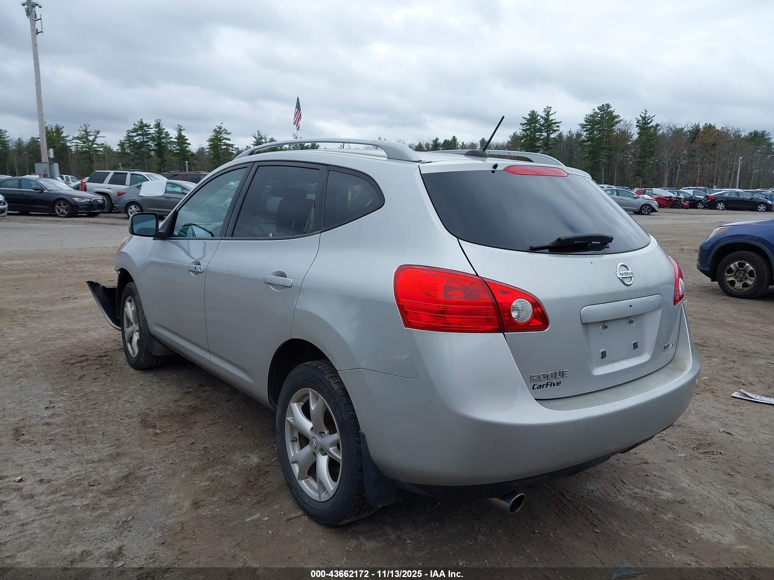 NISSAN ROGUE image 3