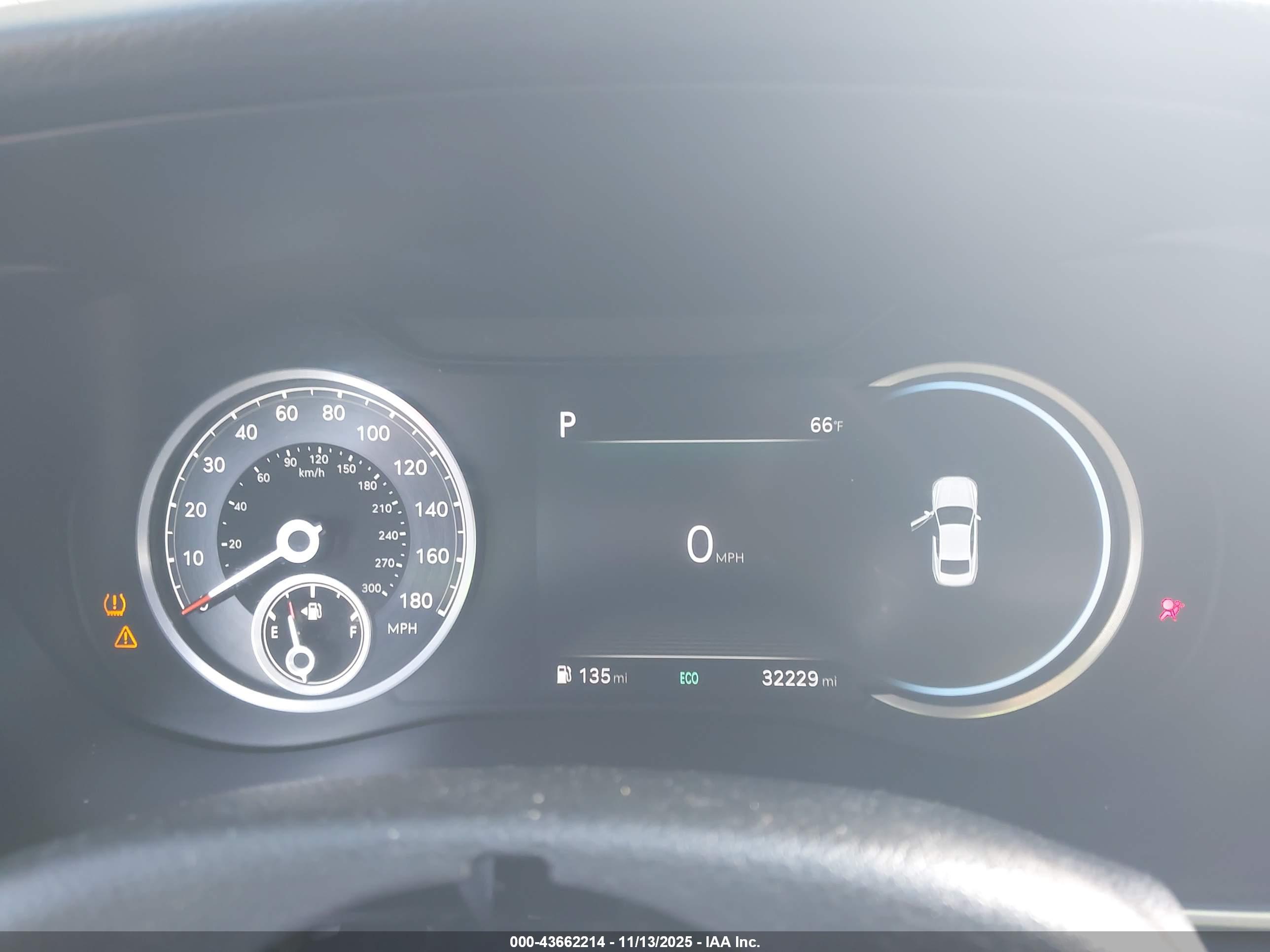 GENESIS G70 image 7