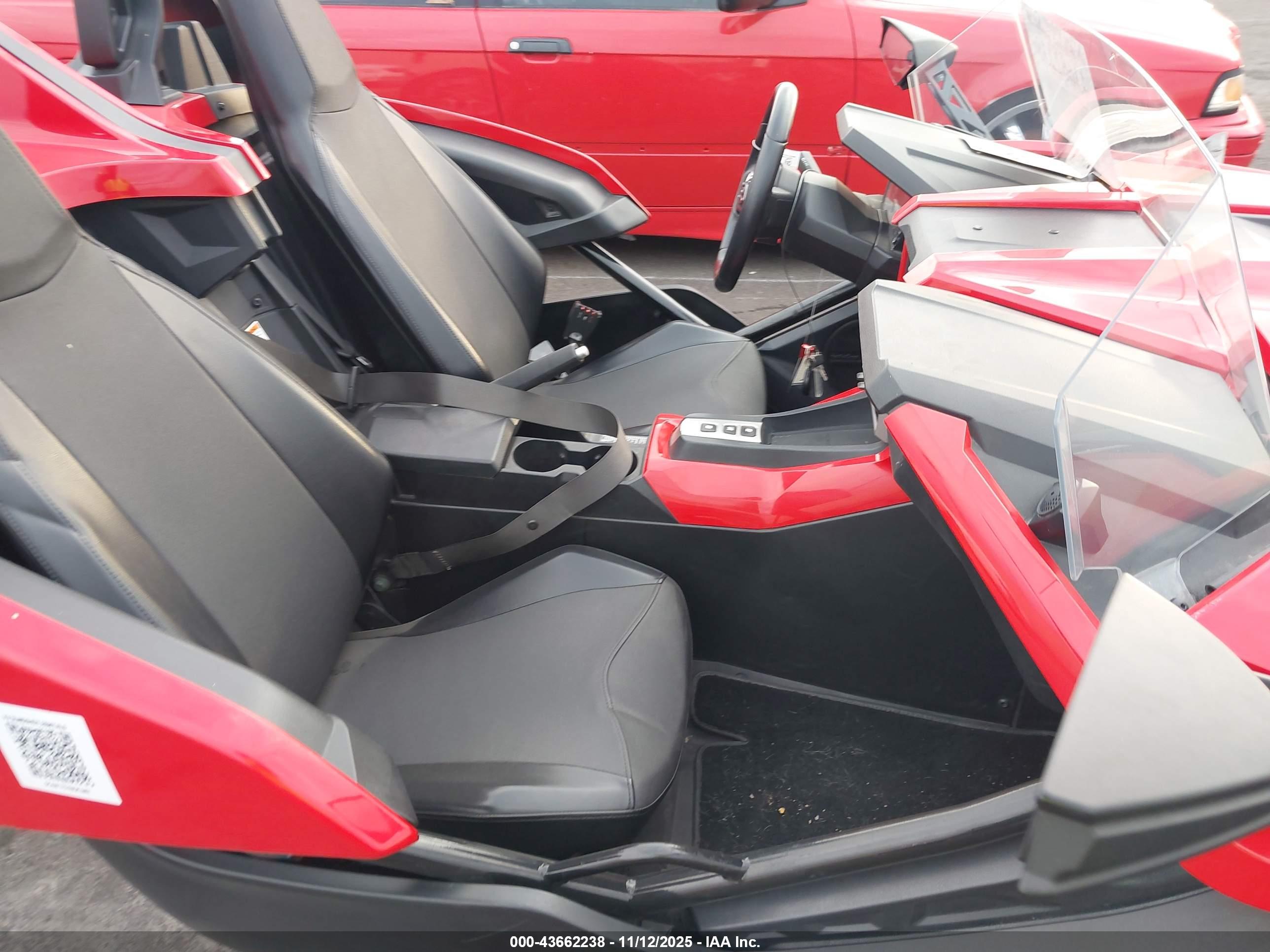 POLARIS SLINGSHOT image 5