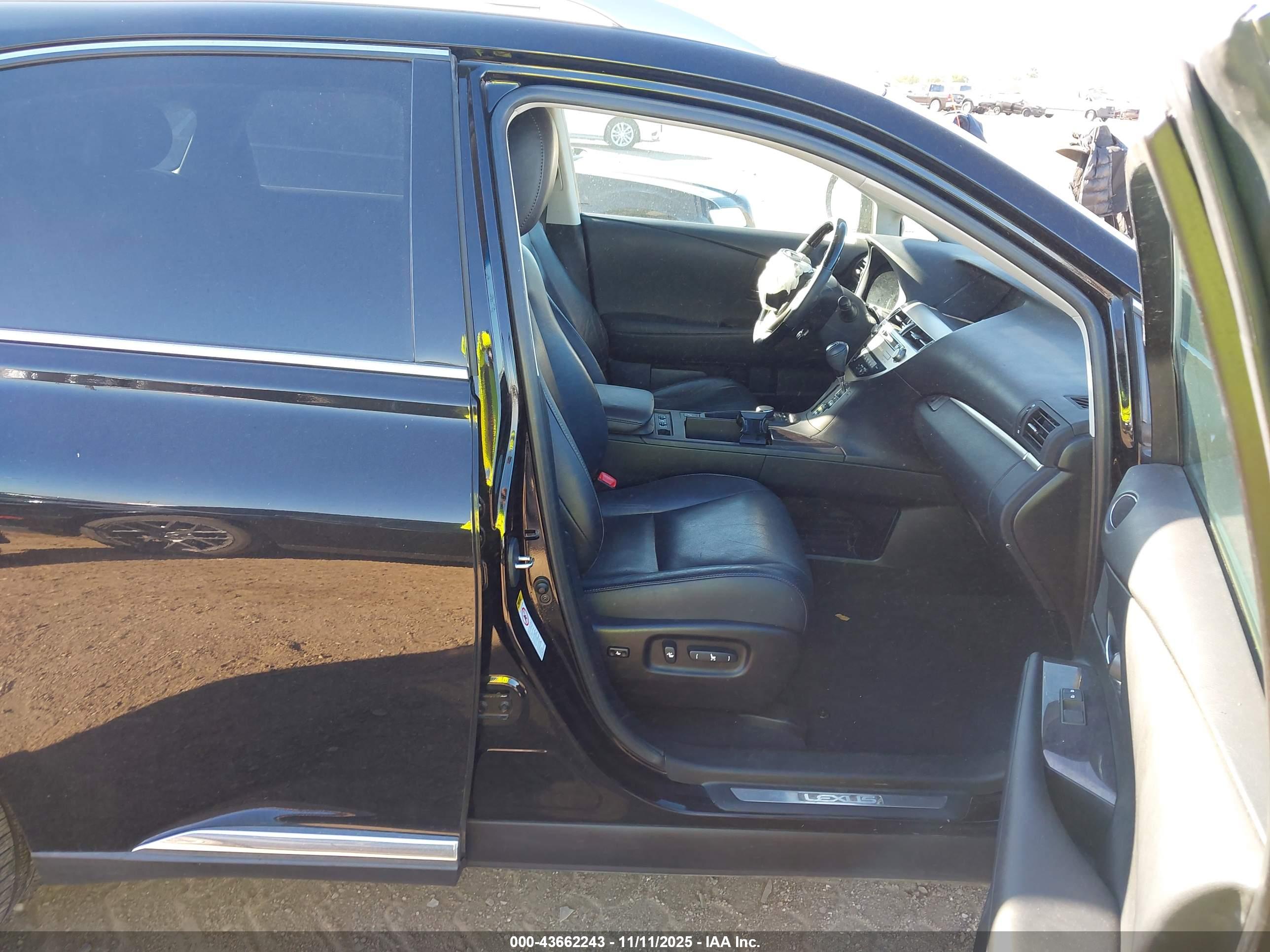 LEXUS RX image 5