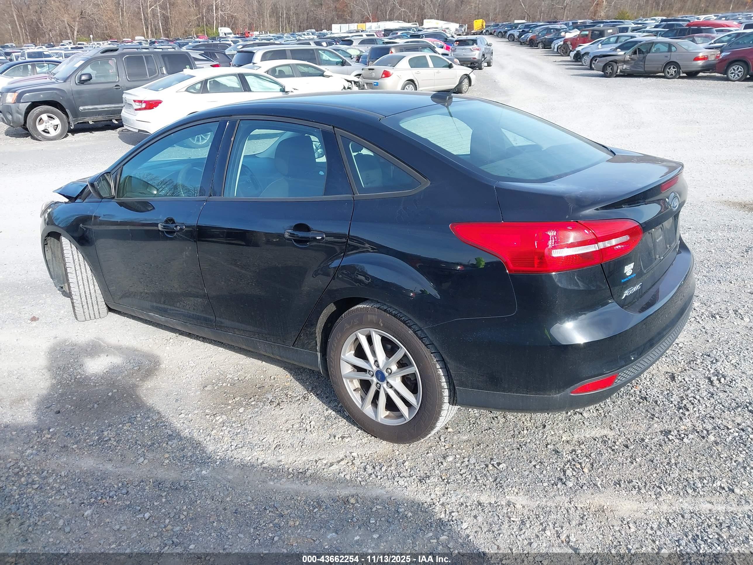 FORD FOCUS image 3