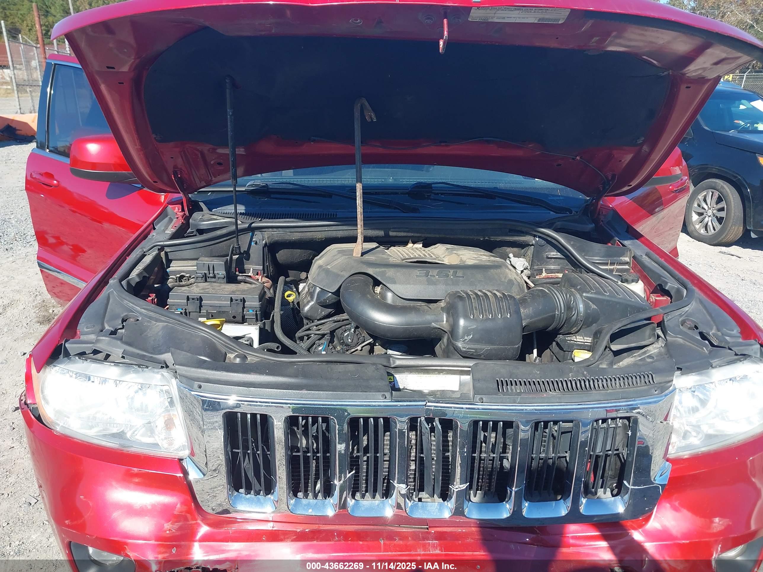 JEEP GRAND image 10