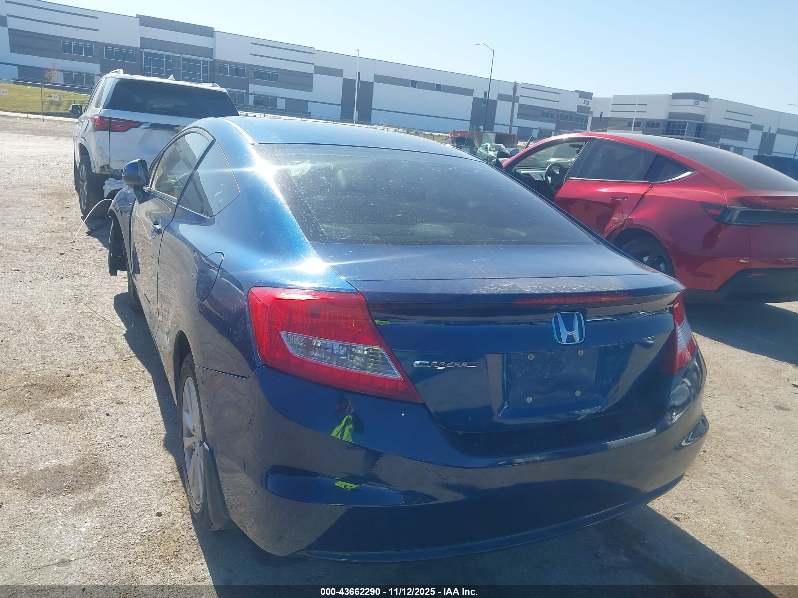 HONDA CIVIC image 3