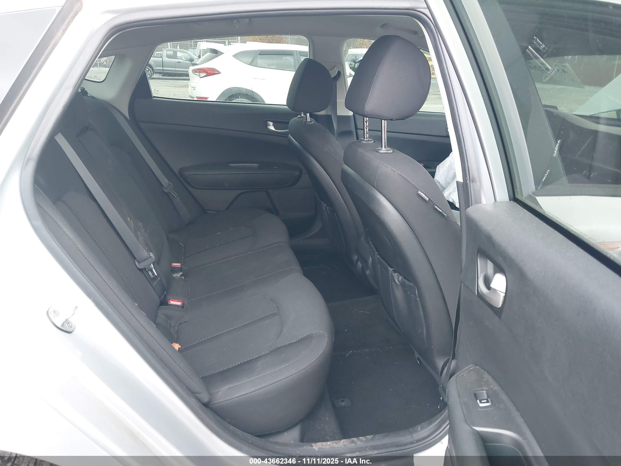 KIA OPTIMA image 8