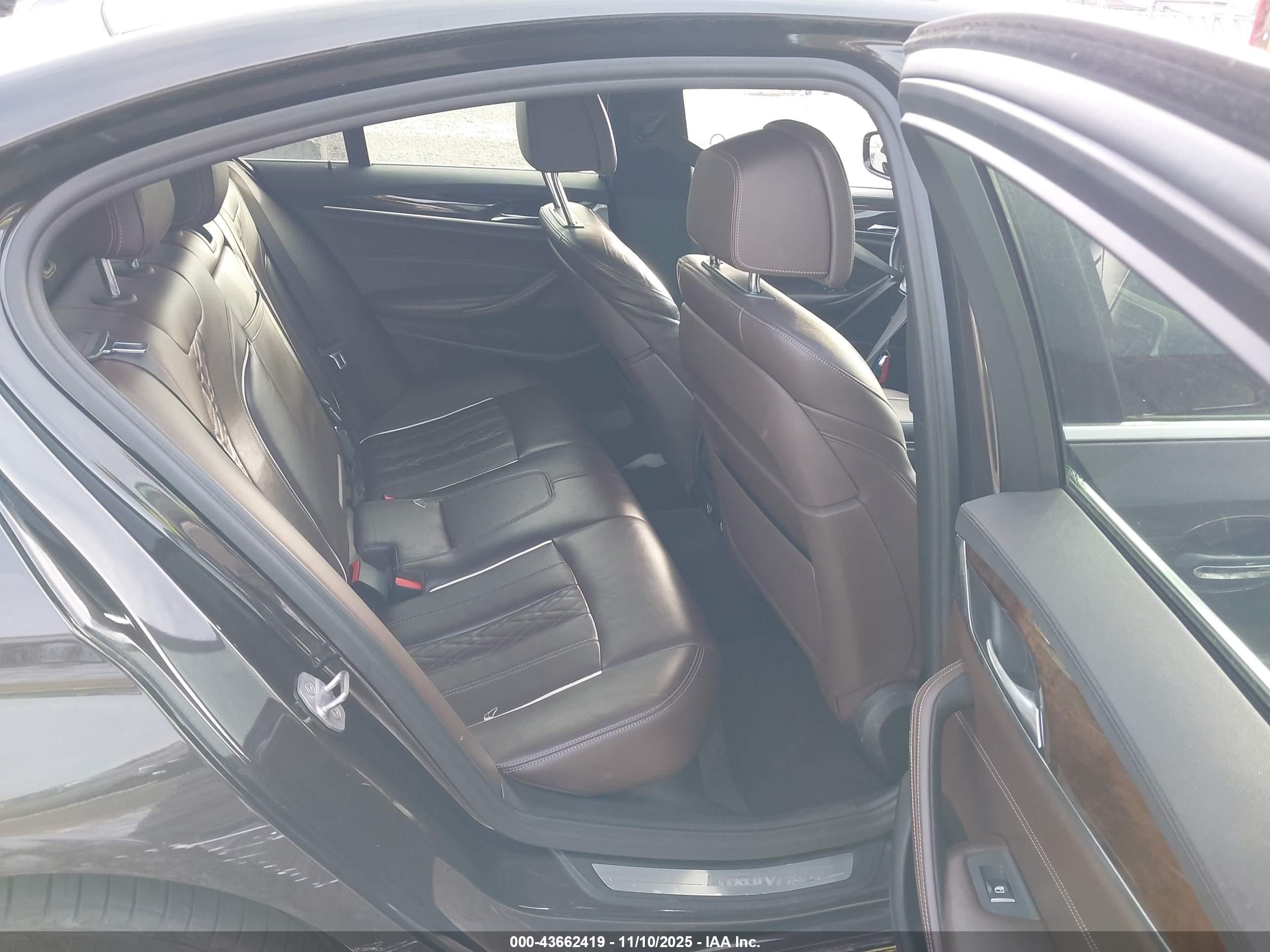 BMW 530I image 8