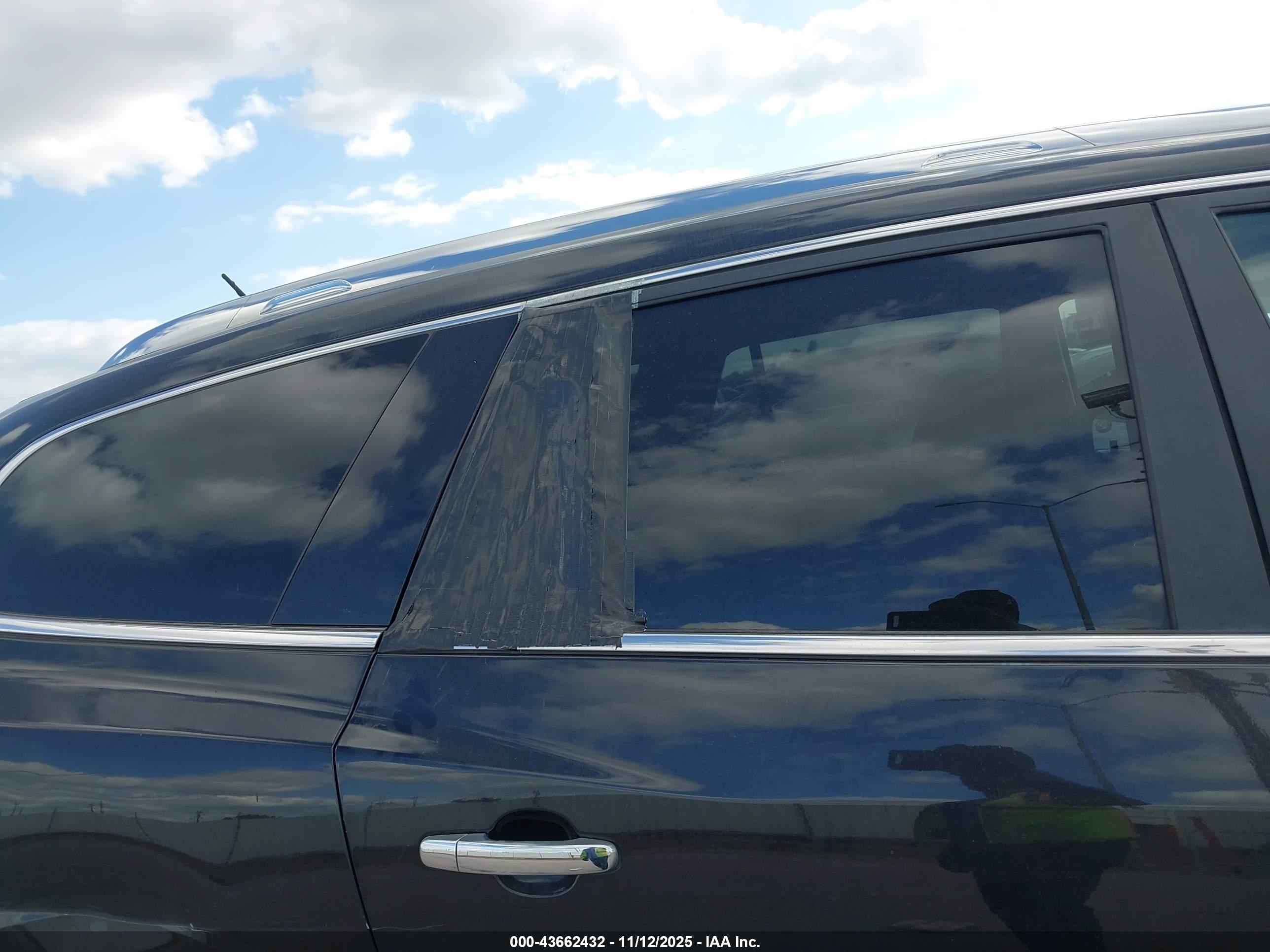 BUICK ENCLAVE image 6