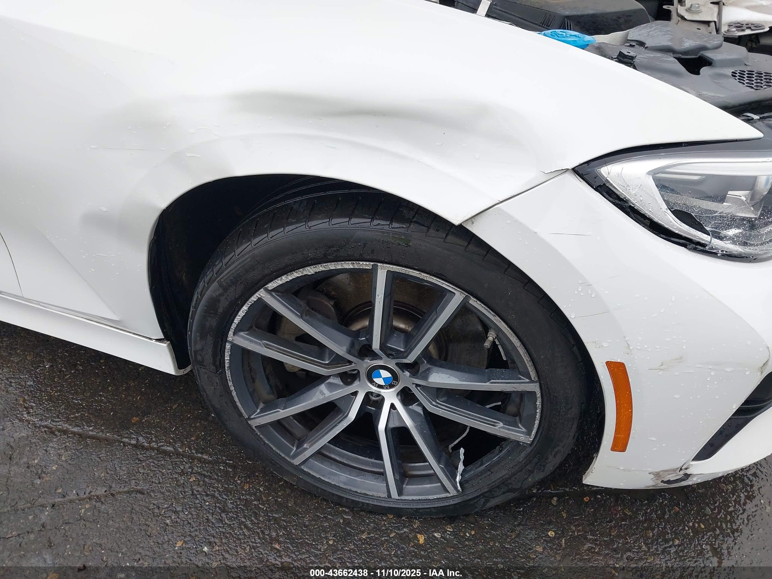 BMW 330I image 6
