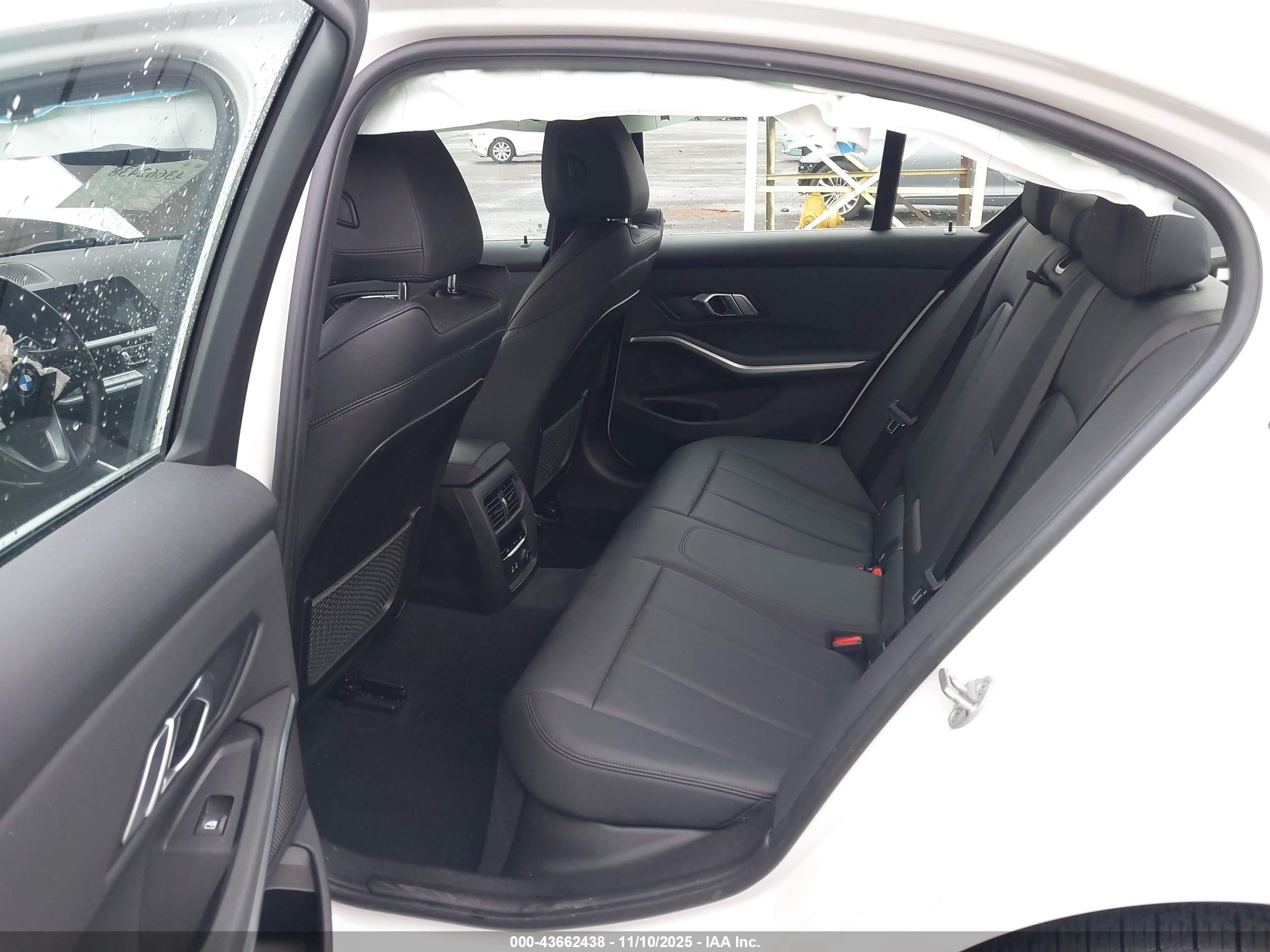 BMW 330I image 8