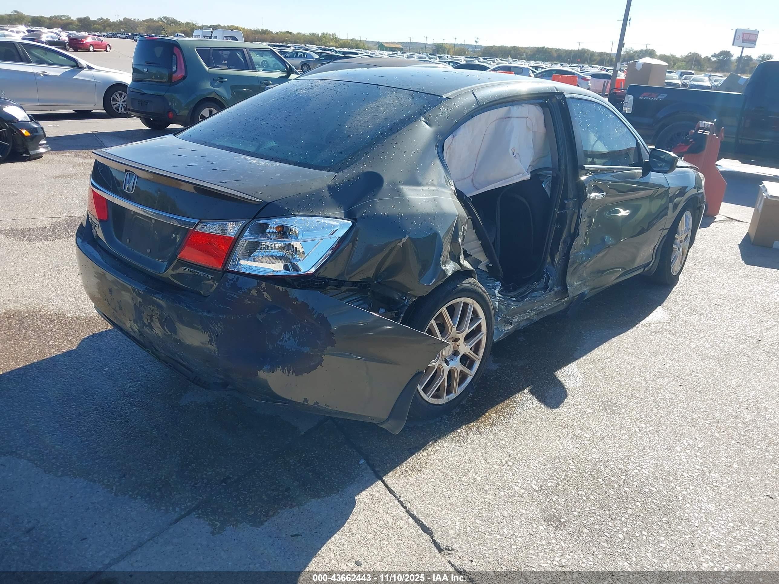 HONDA ACCORD image 4