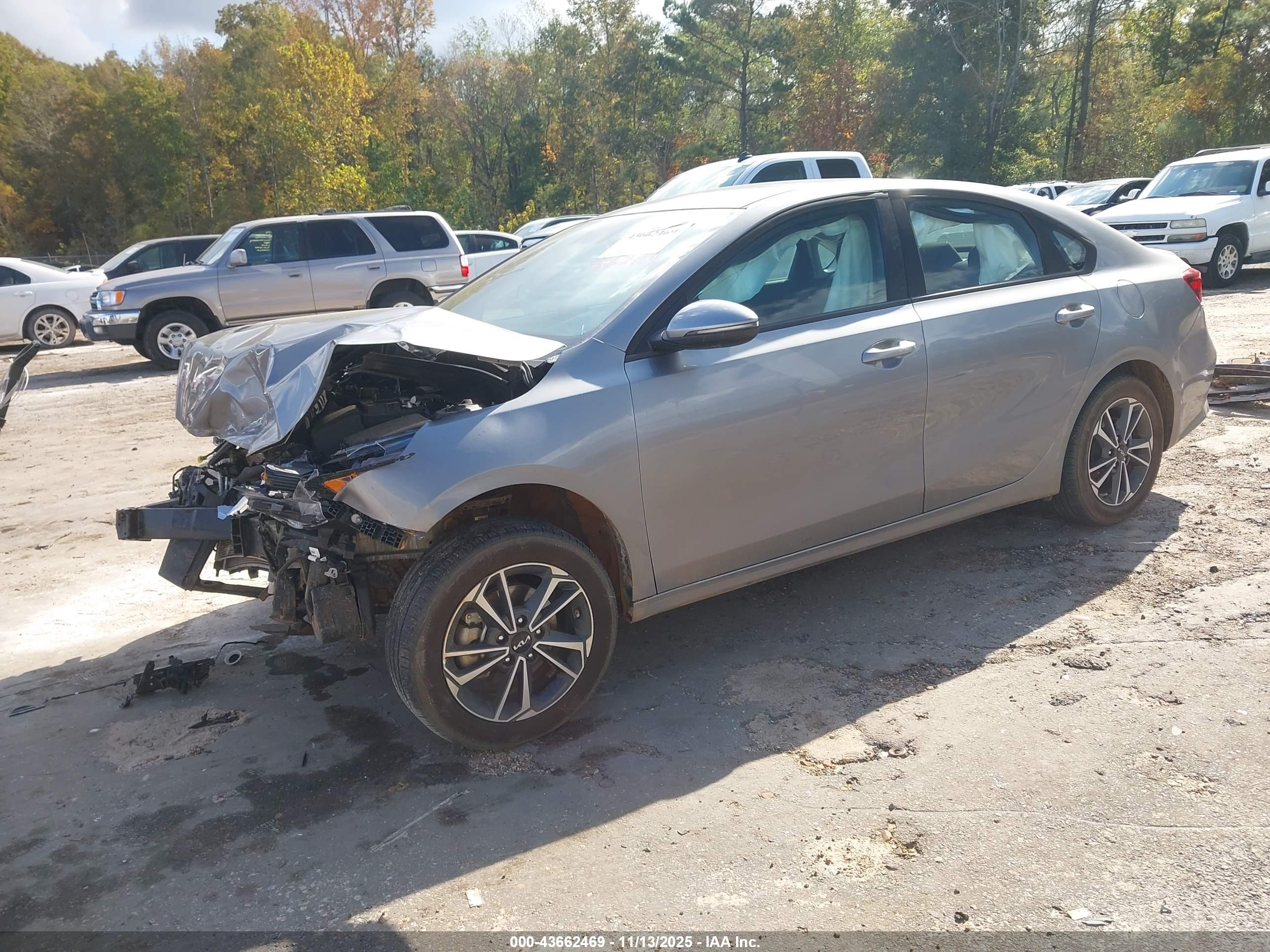 KIA FORTE image 2