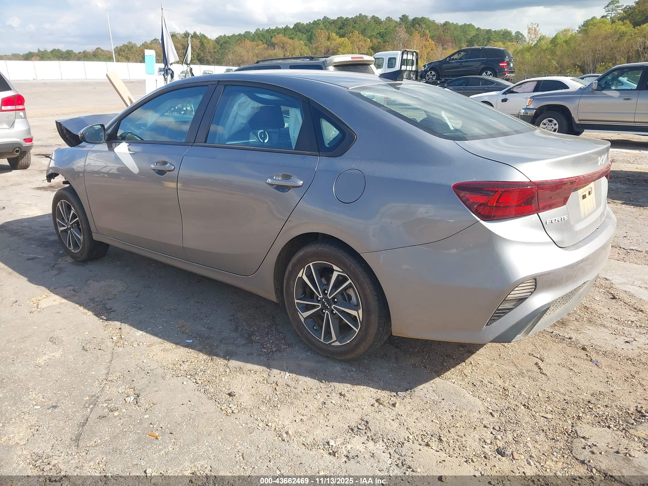 KIA FORTE image 3