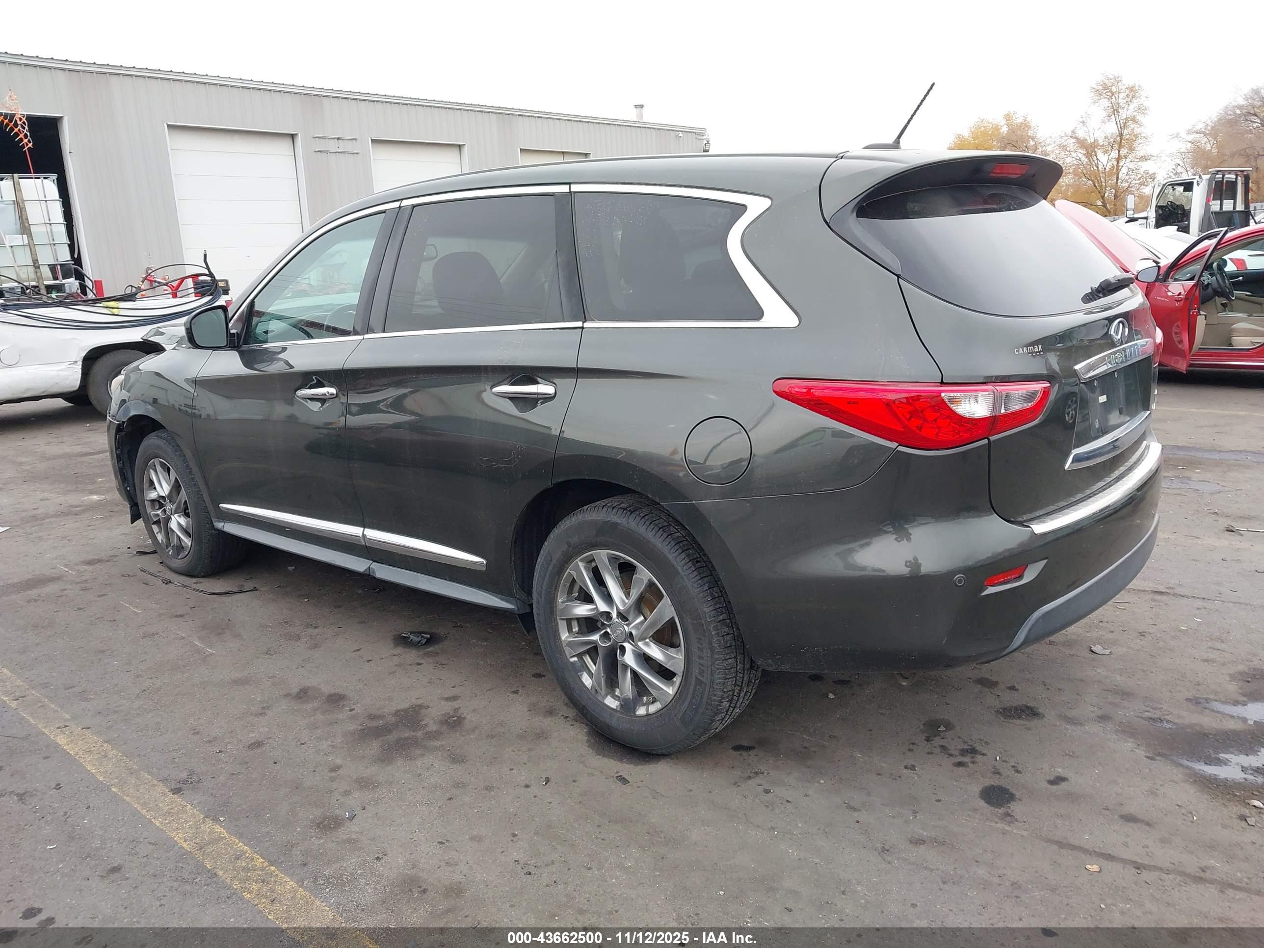 INFINITI JX35 image 3
