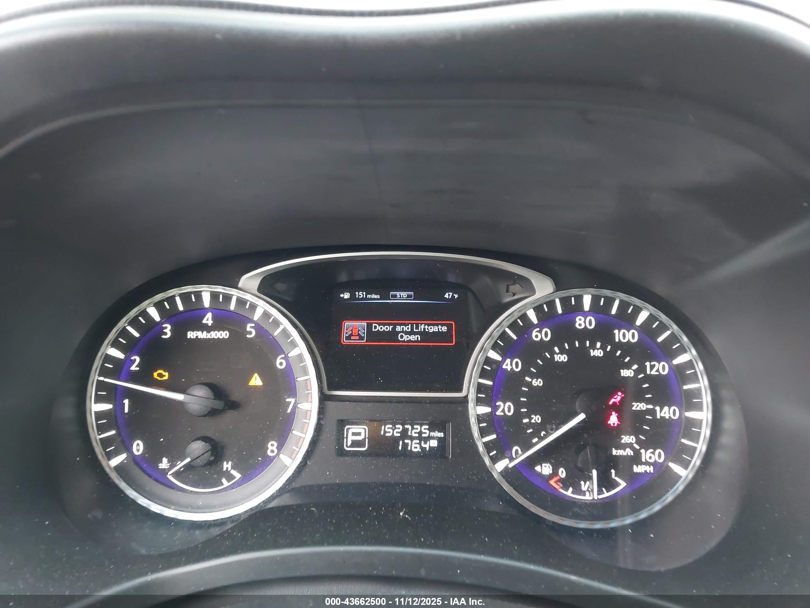 INFINITI JX35 image 7
