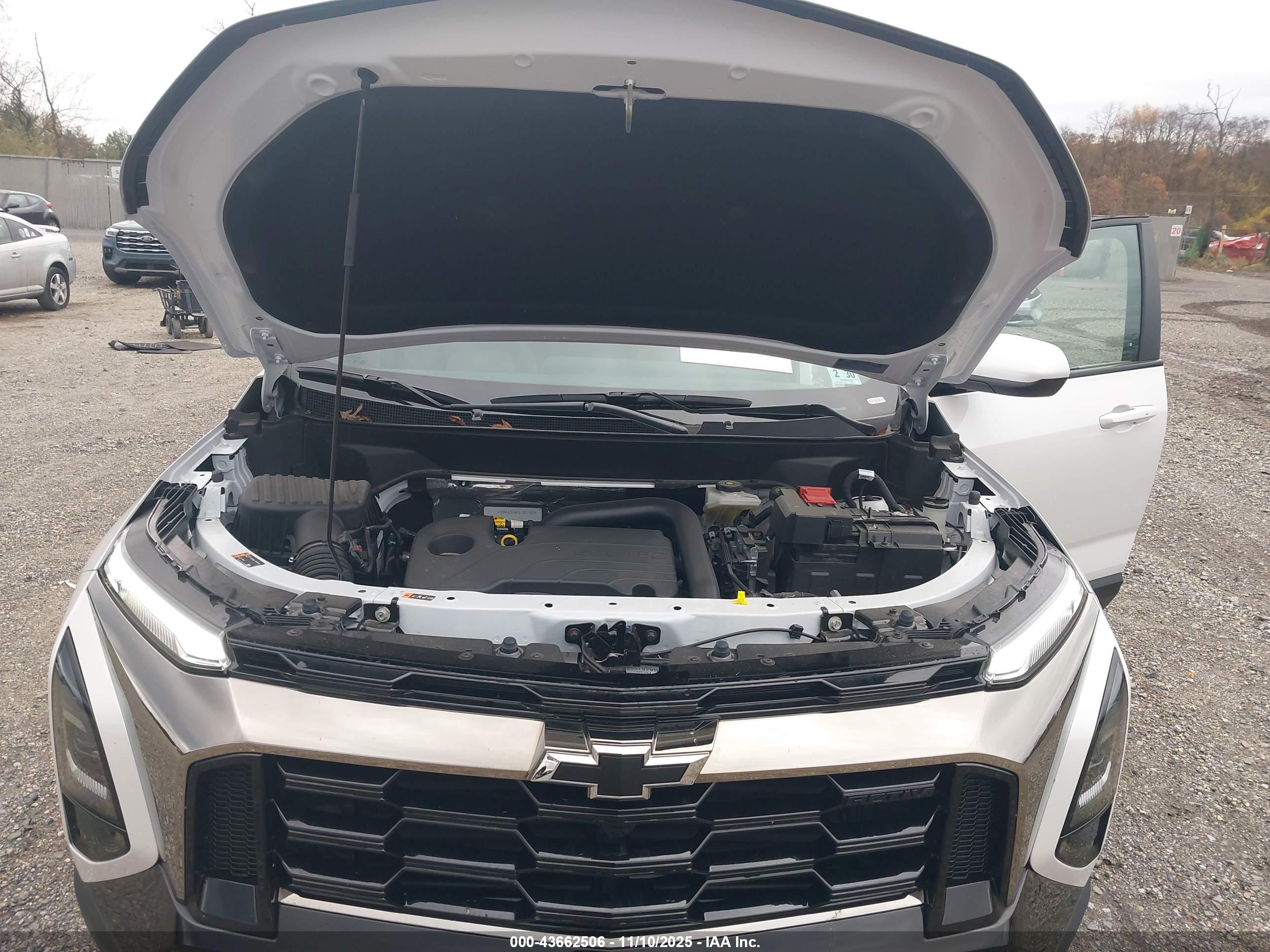 CHEVROLET EQUINOX image 10