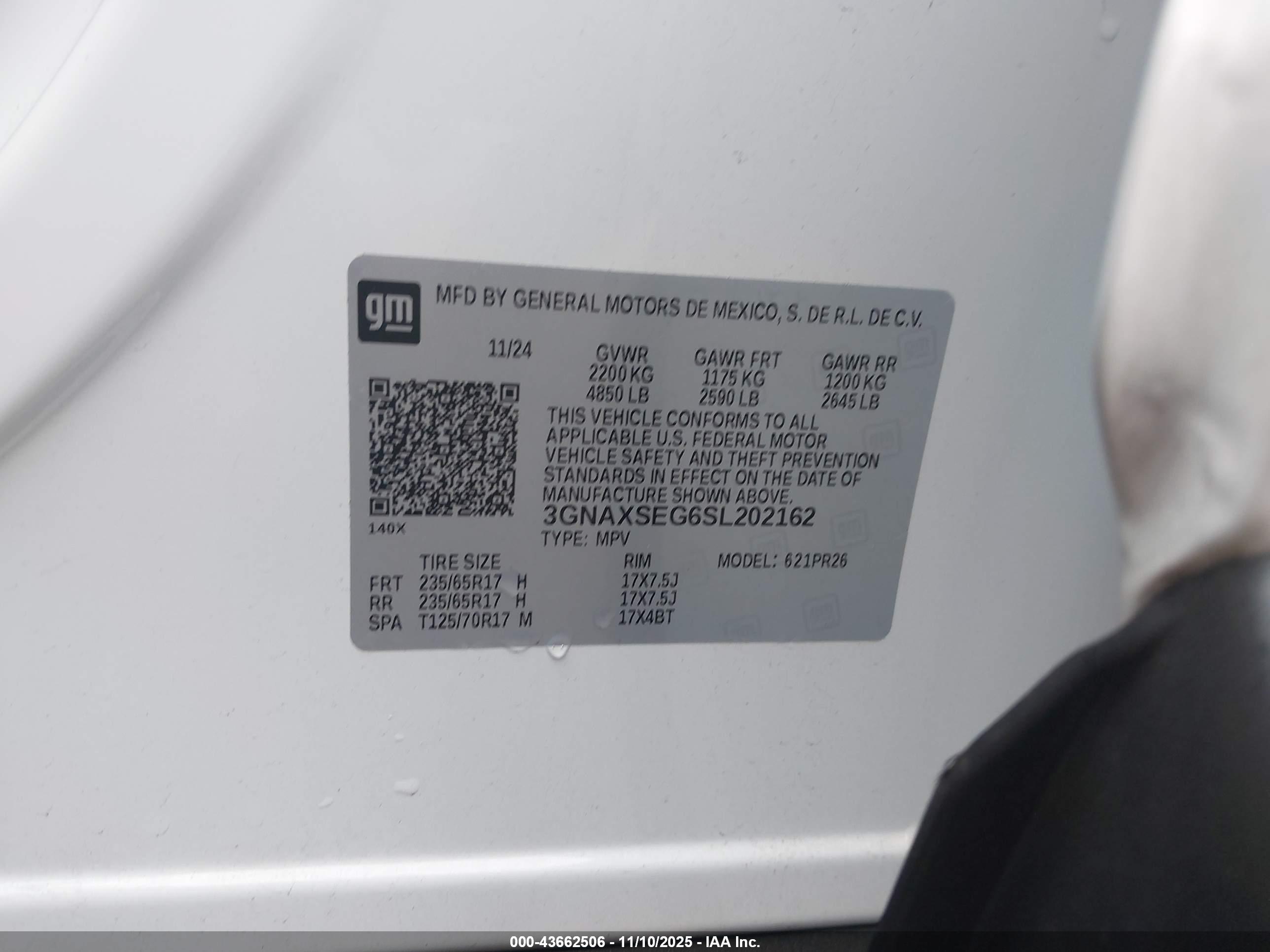 CHEVROLET EQUINOX image 9