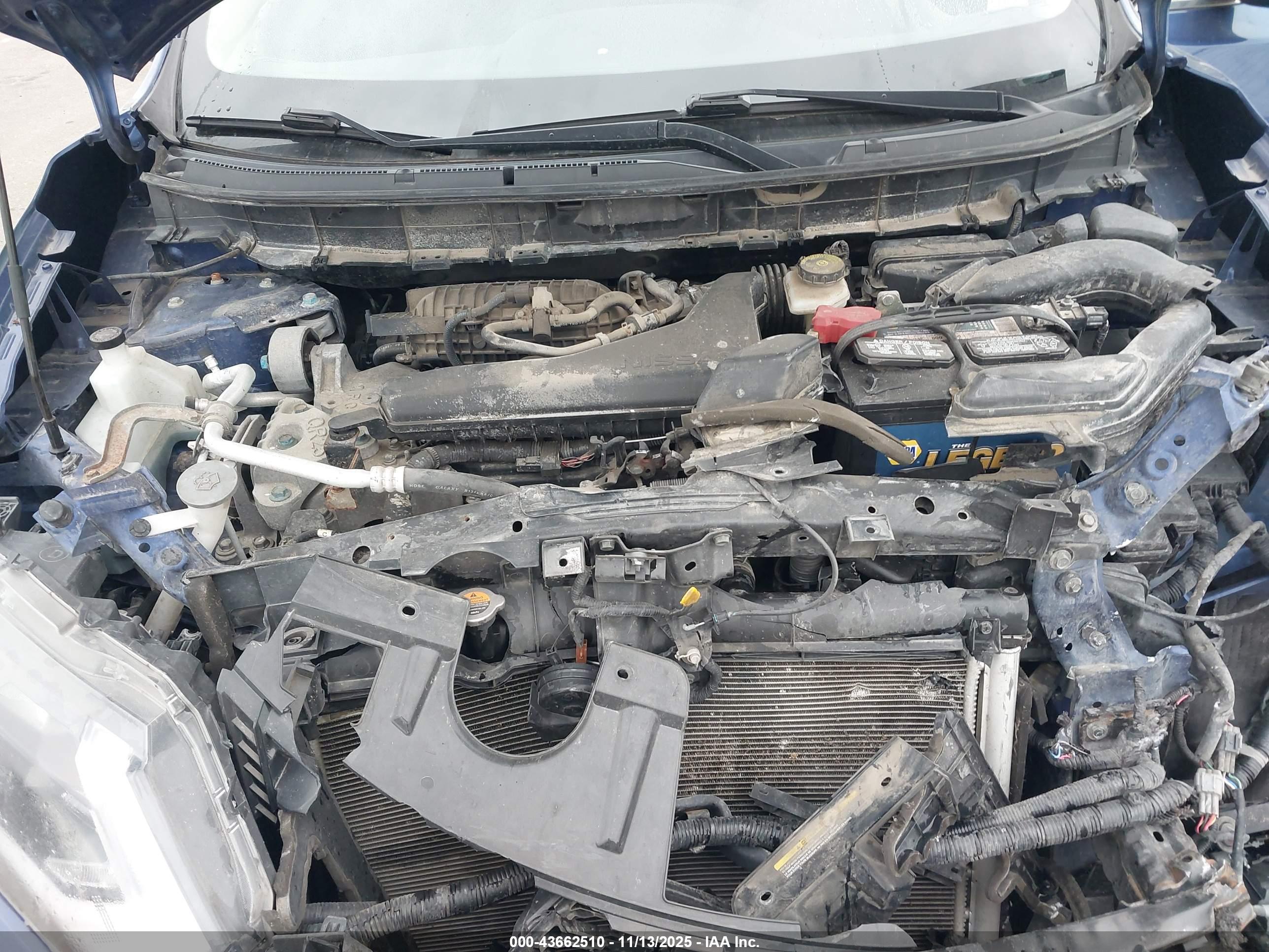 NISSAN ROGUE image 10