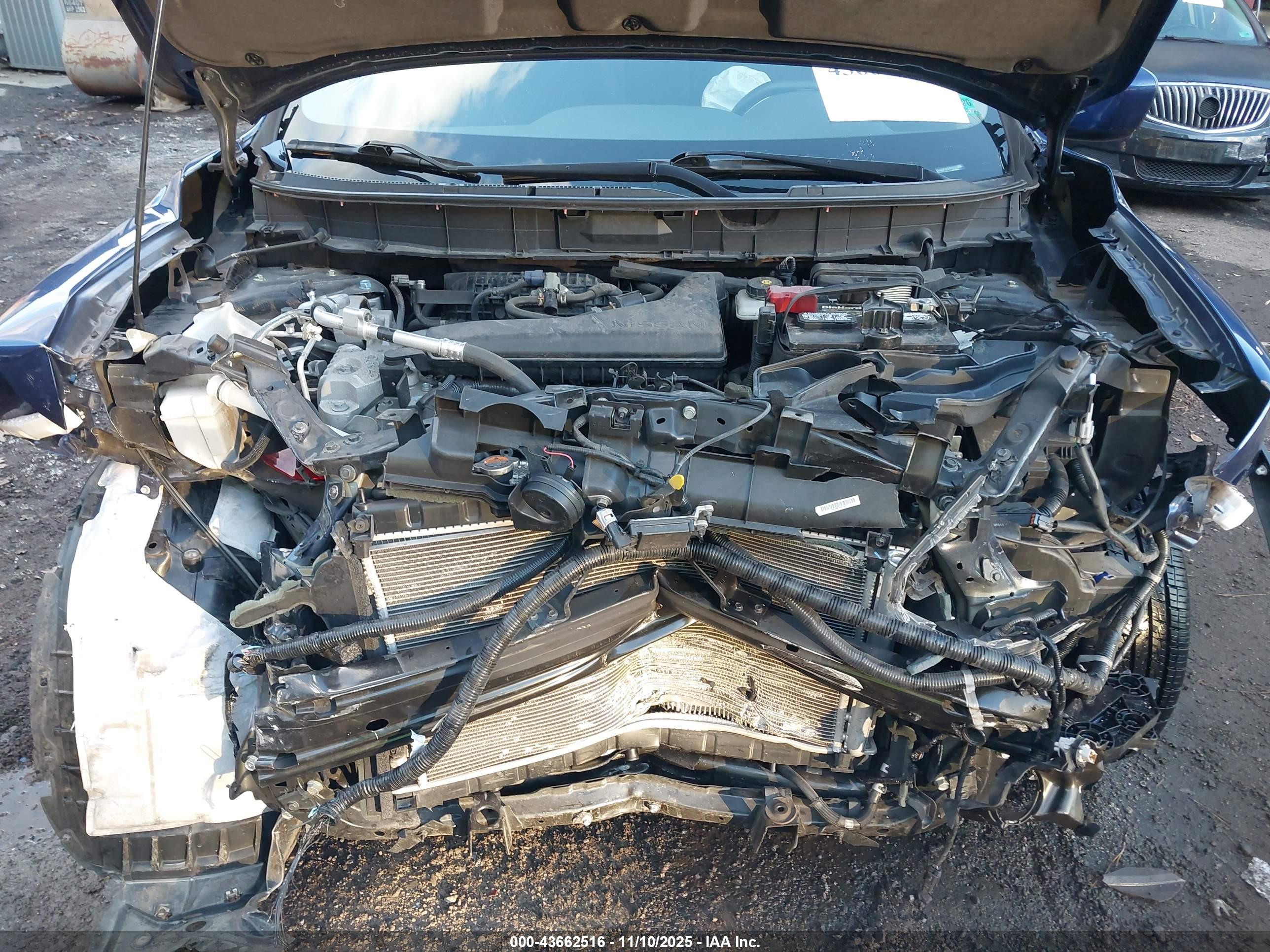 NISSAN ROGUE image 10